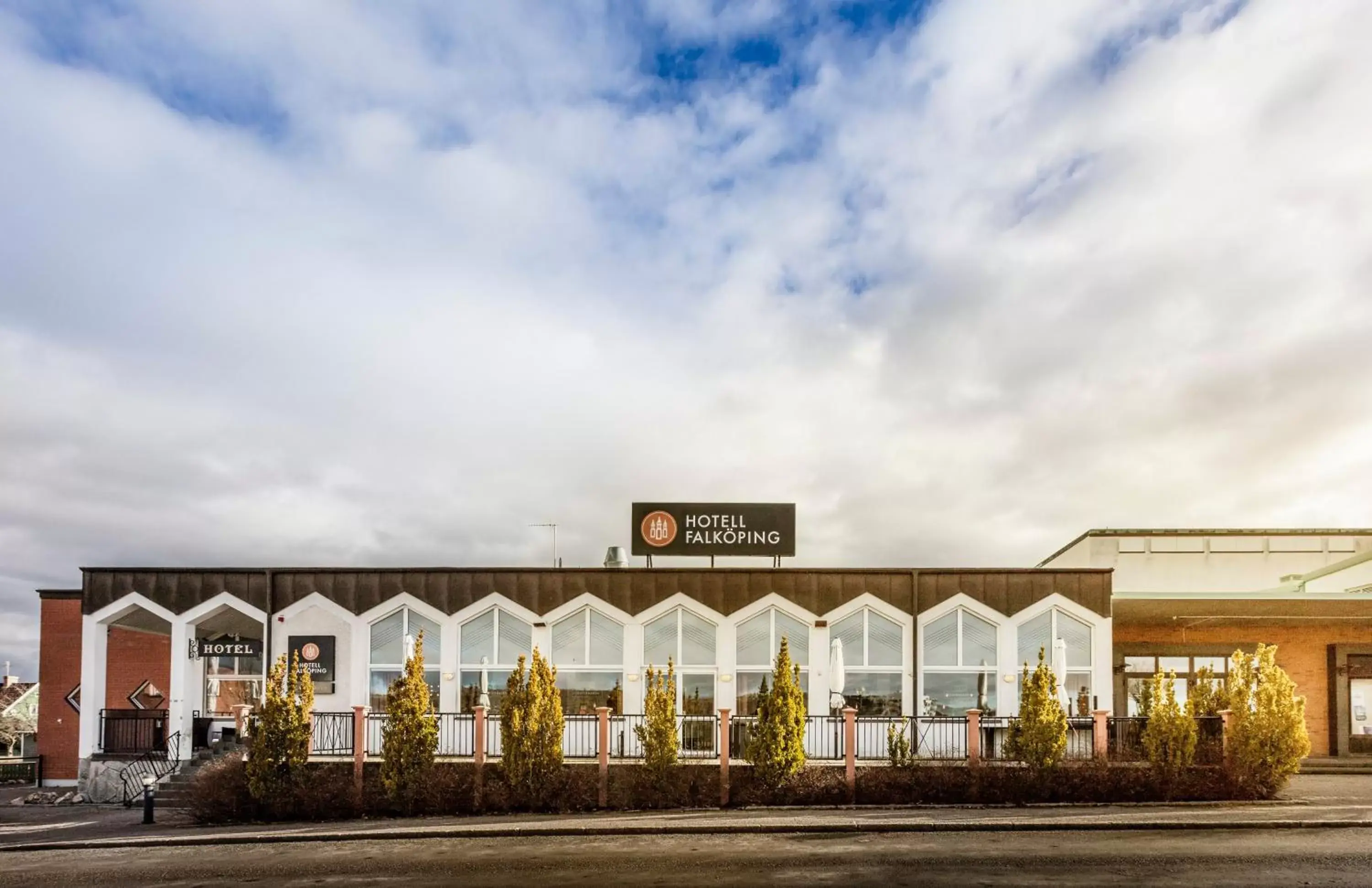 Facade/entrance in Hotell Falköping, Sure Hotel Collection by Best Western