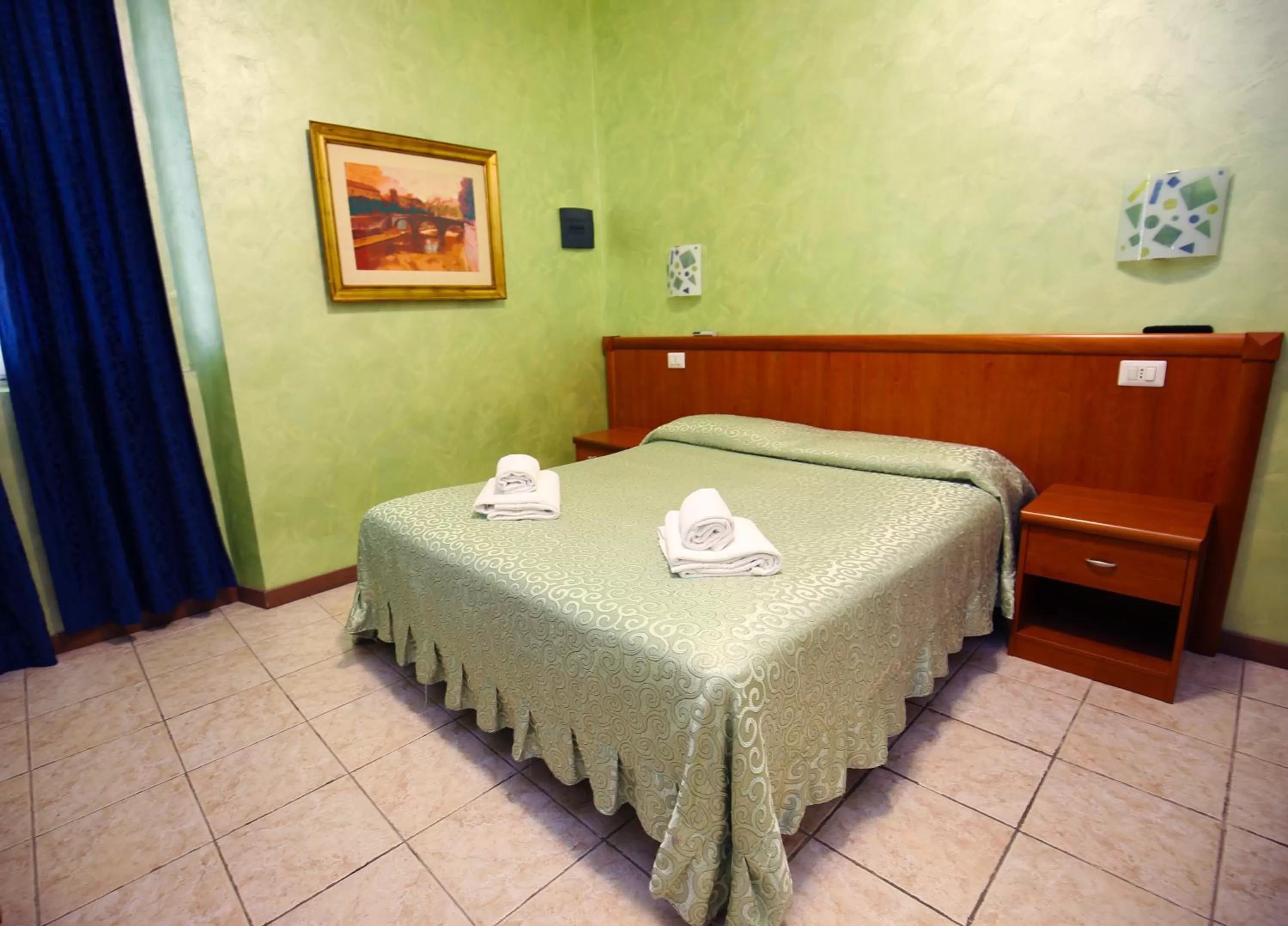 Bedroom, Bed in Hotel Tokyo