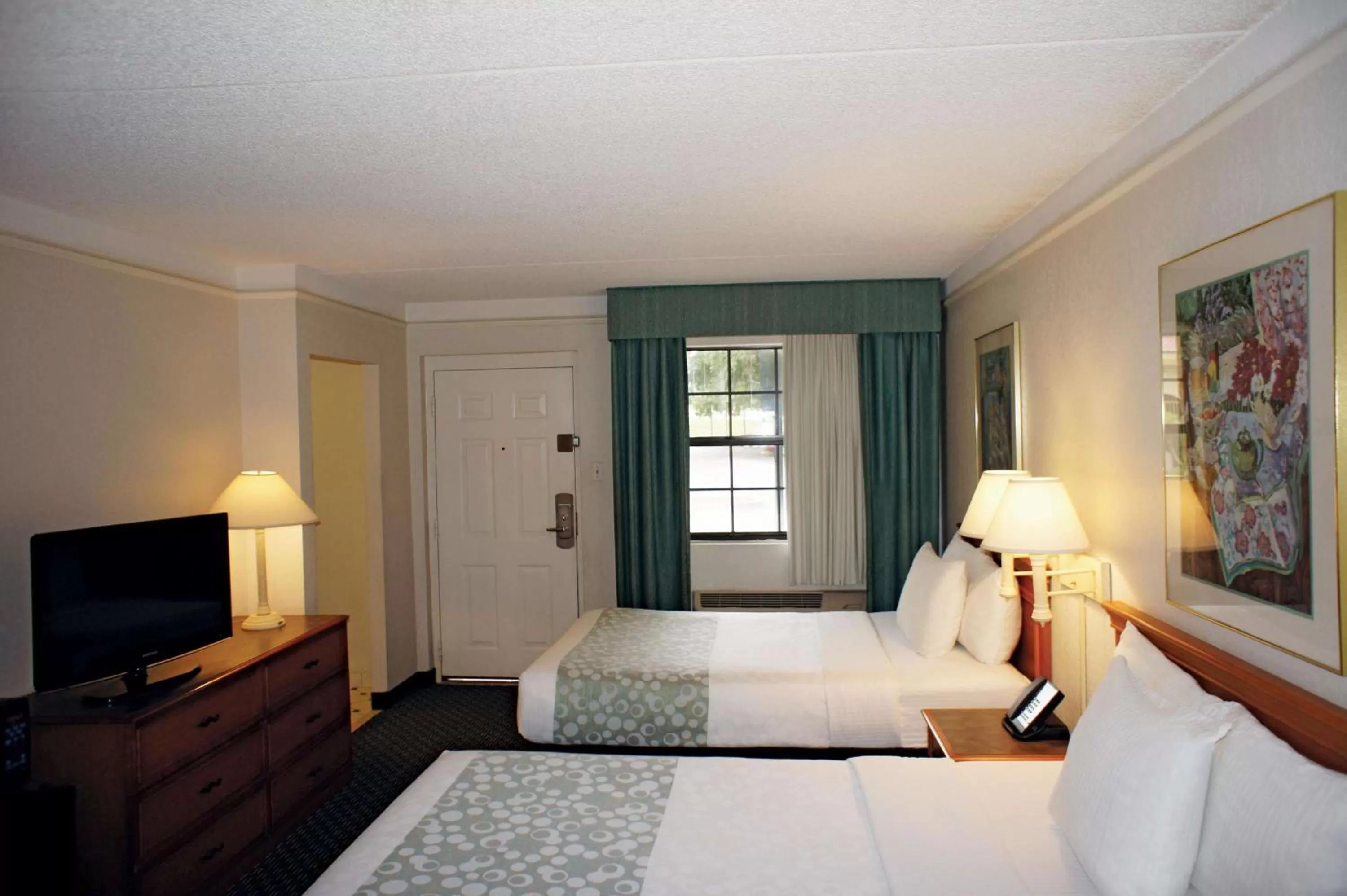 Photo of the whole room, Bed in La Quinta by Wyndham Pinellas Park St Peterburg Clearwater