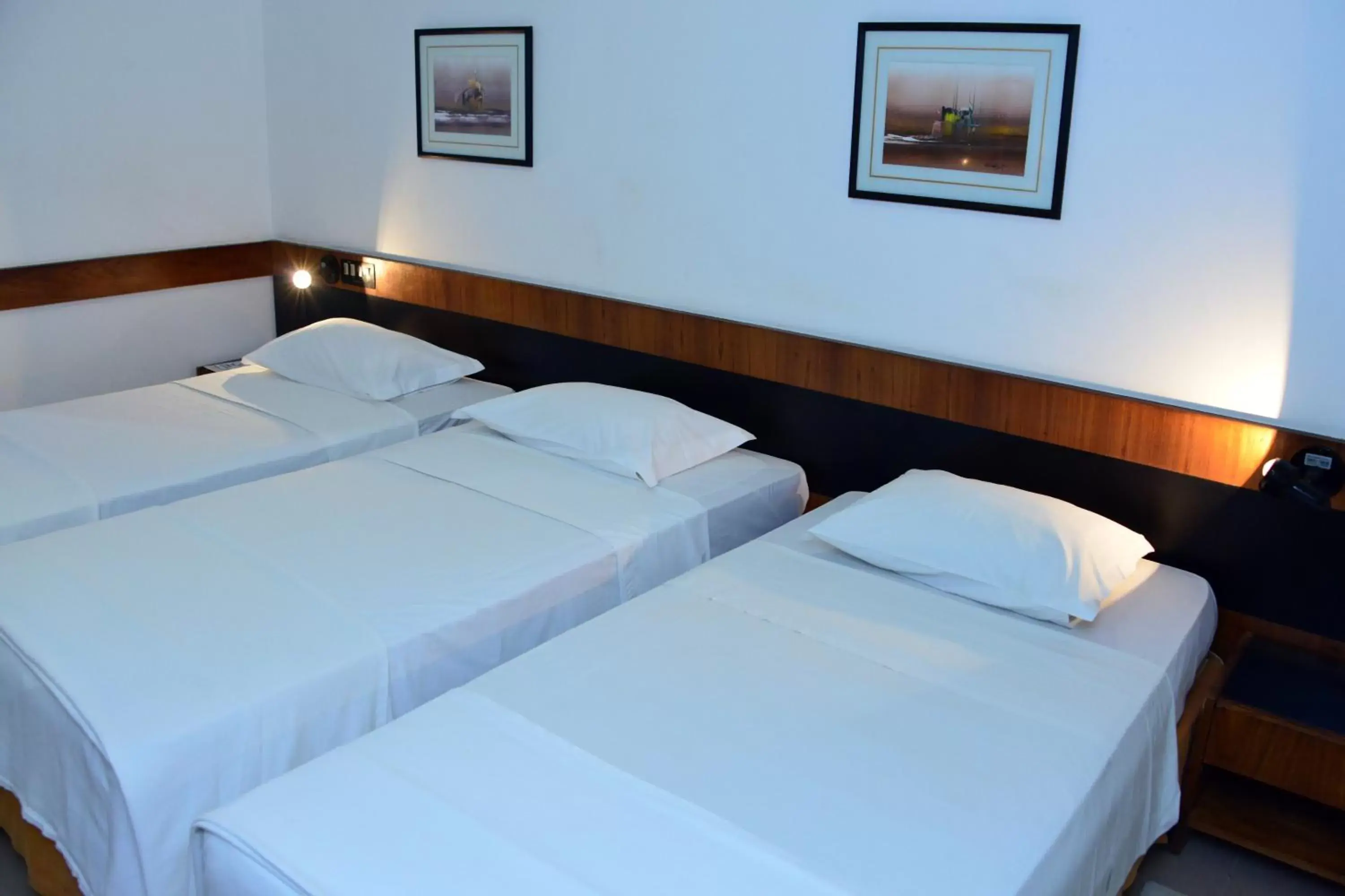 Bedroom, Bed in Bahiamar Hotel