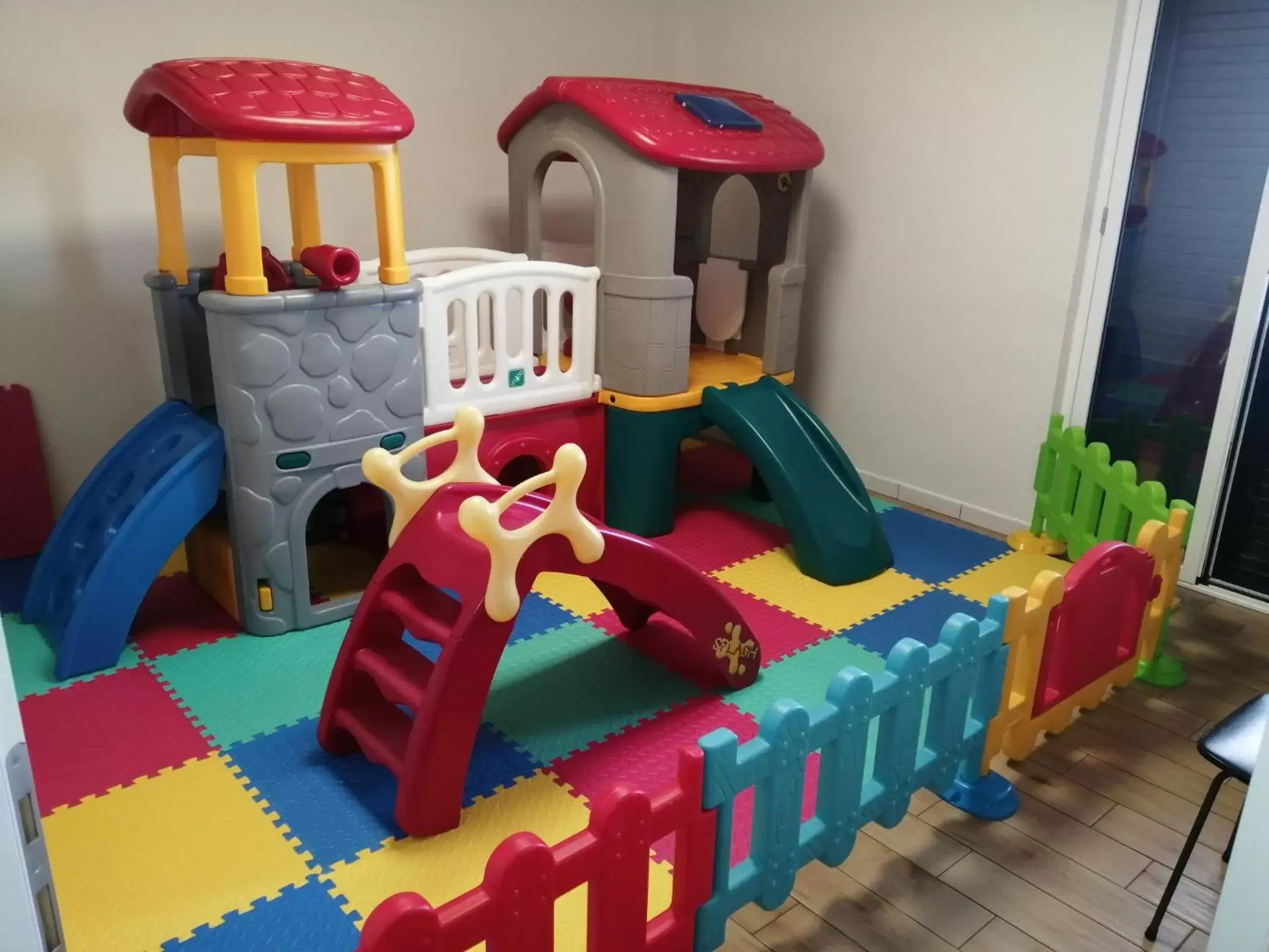 Children play ground, Kid's Club in Esseneto Rooms