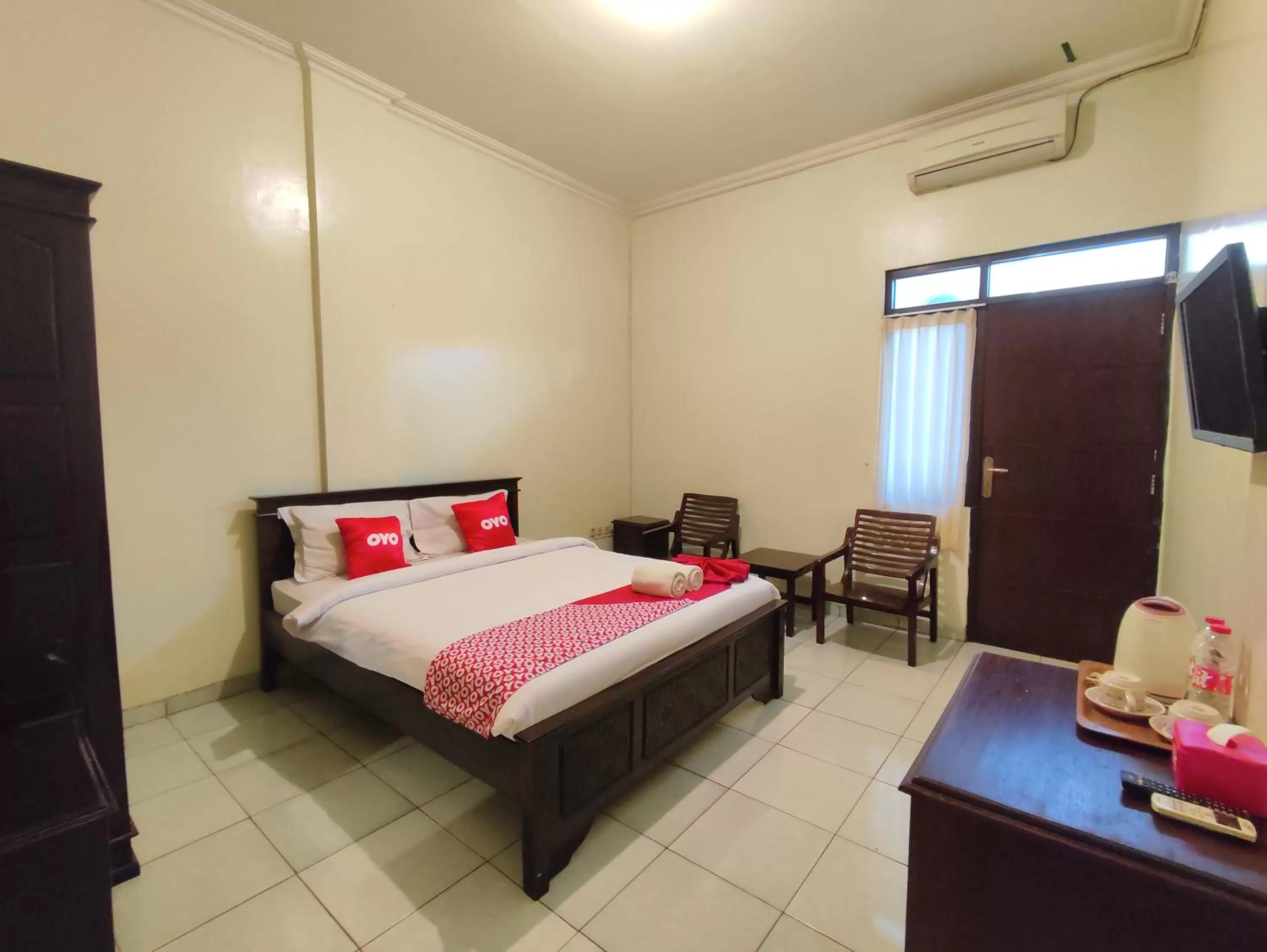 Bedroom, Bed in OYO 3862 Syariah Hotel Pandan Wangi