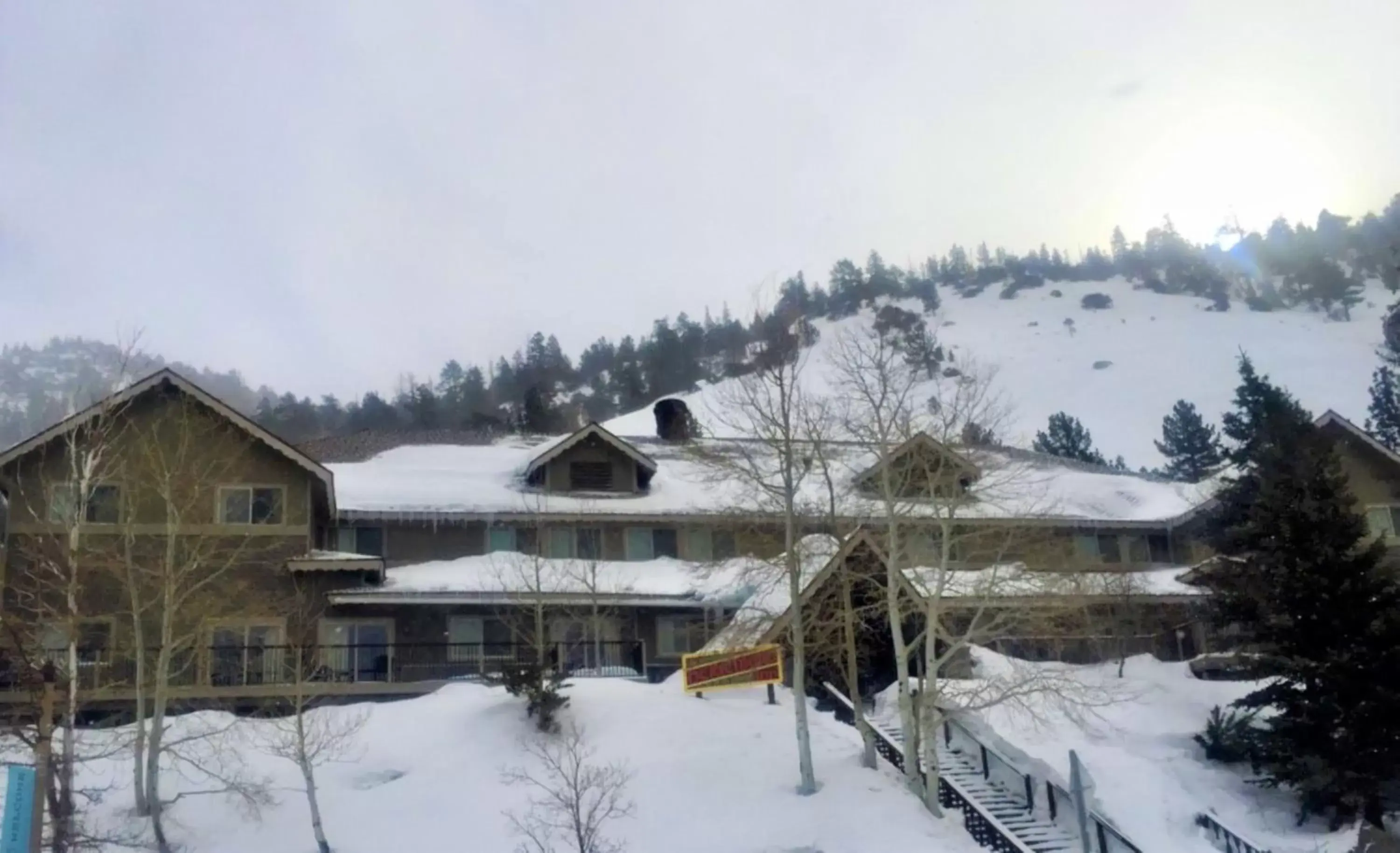 Property building, Winter in Heidelberg Inn