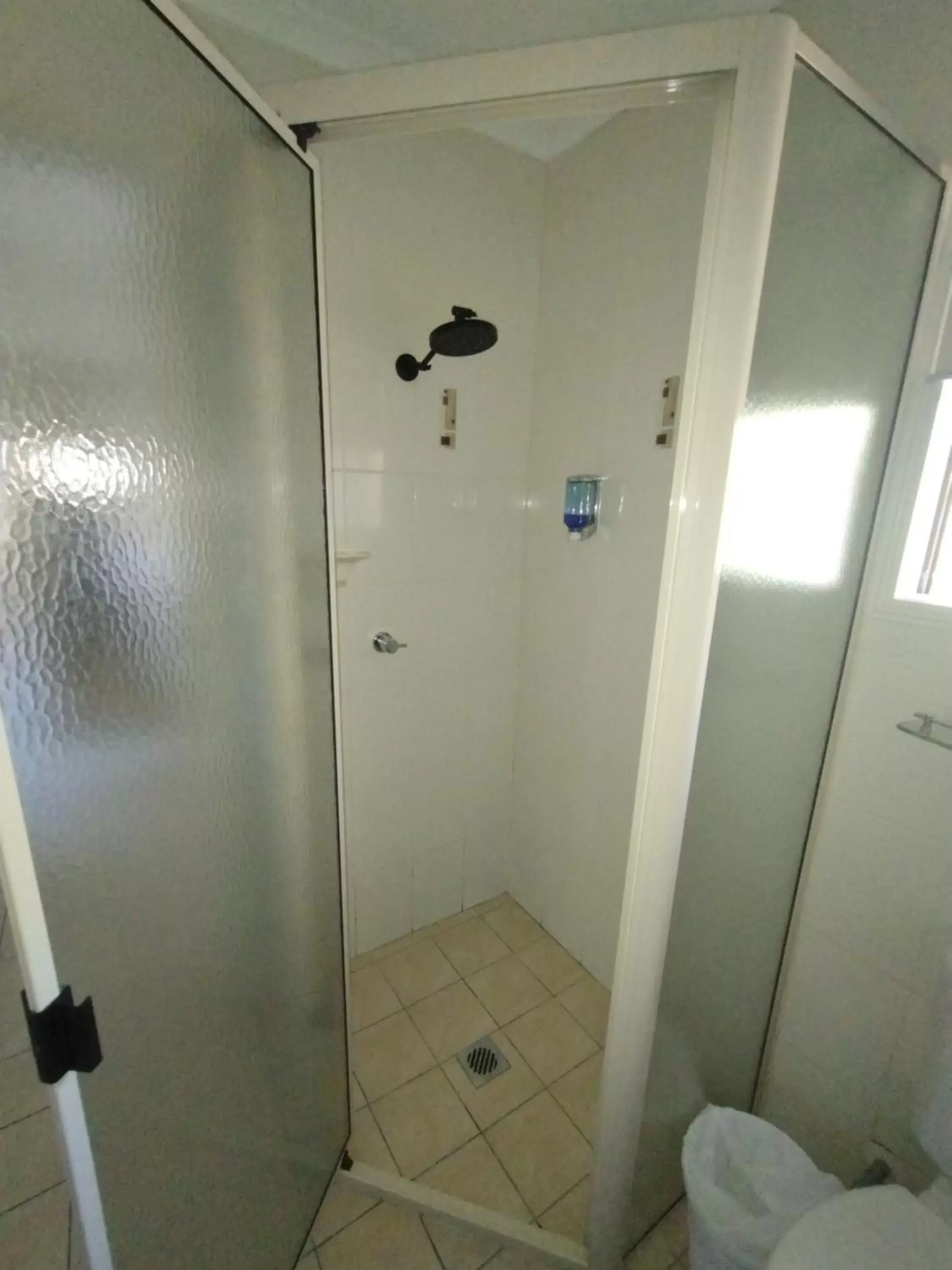 Bathroom in Cascade Motel In Townsville
