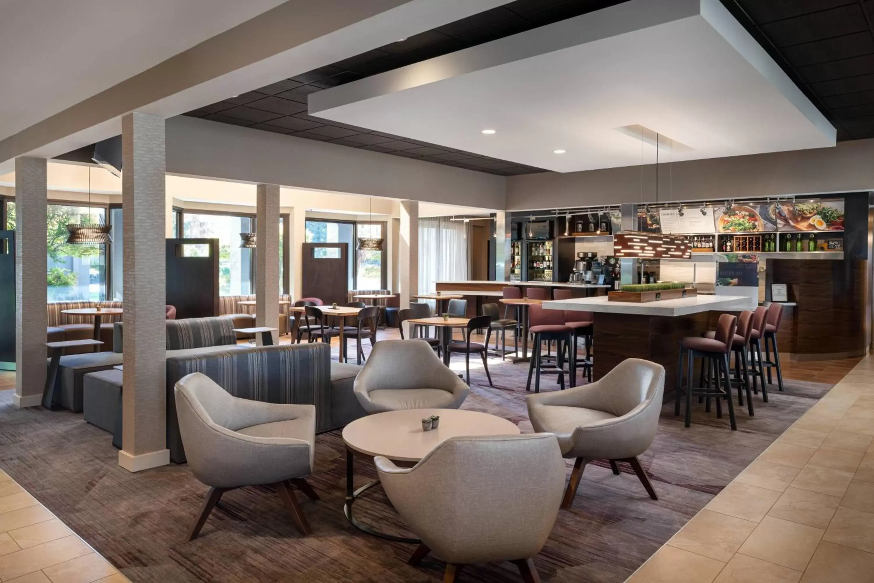 Lobby or reception, Lounge/Bar in Courtyard Sacramento Rancho Cordova
