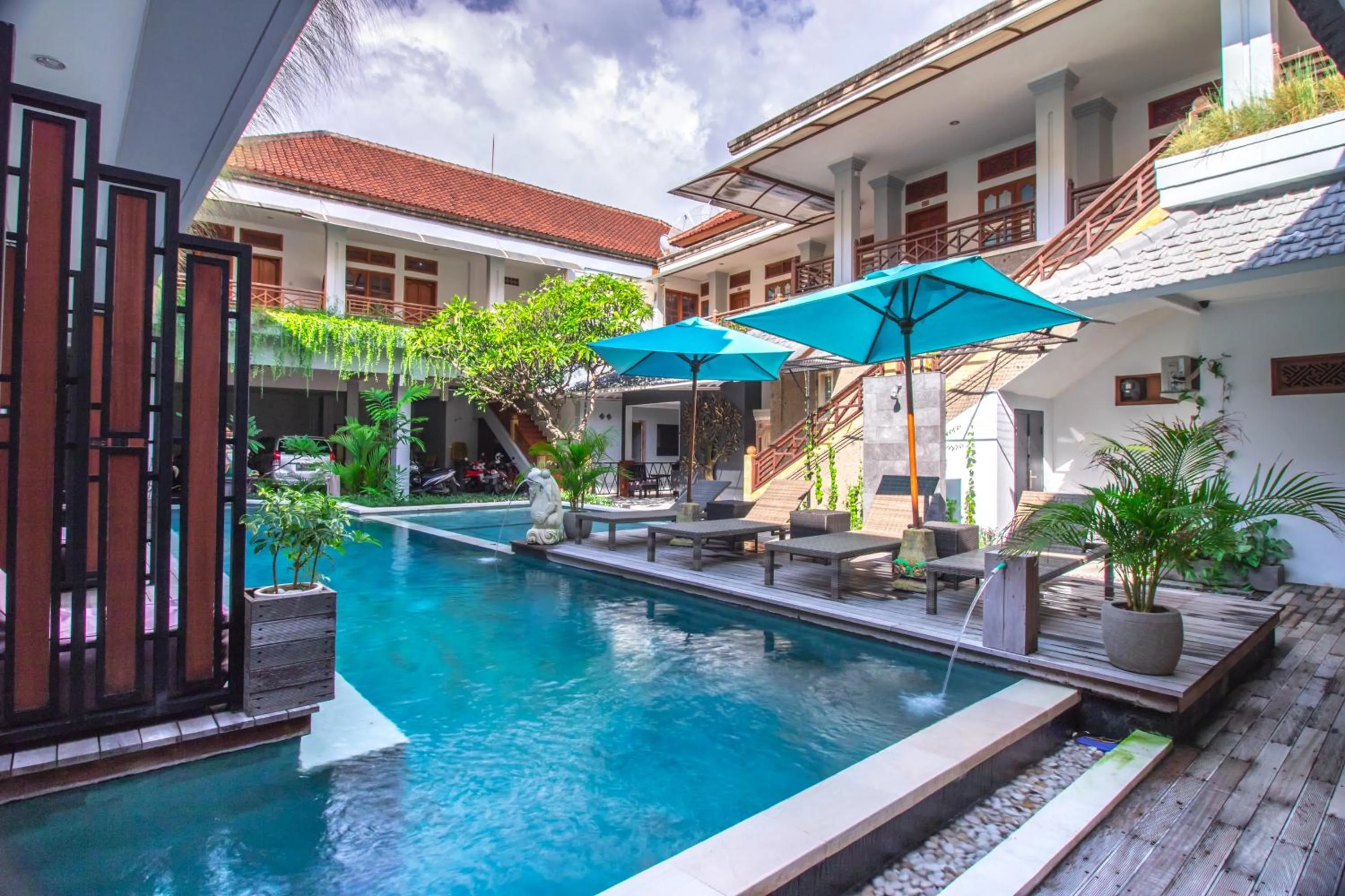 Property building in Gemini Star Hotel Kuta