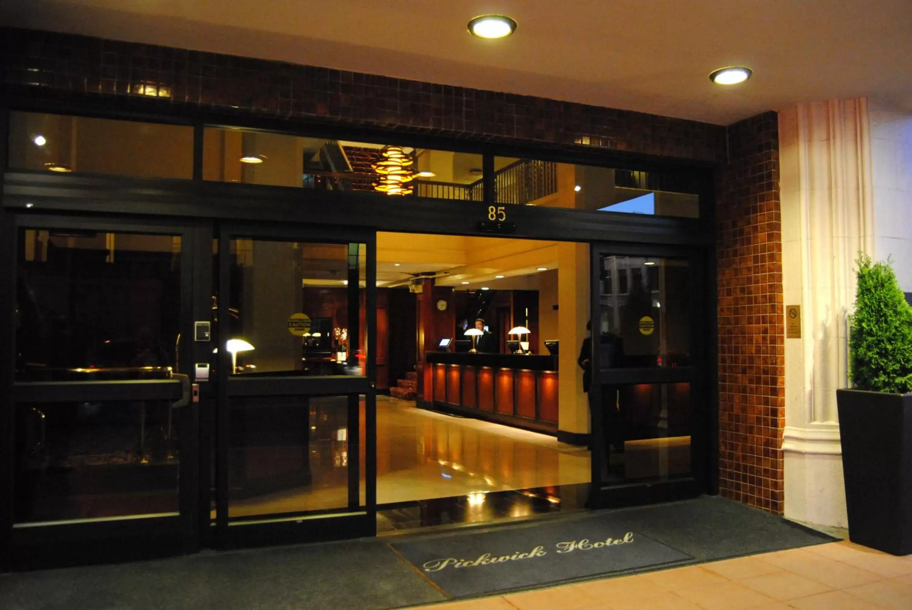 Facade/entrance in The Pickwick Hotel San Francisco