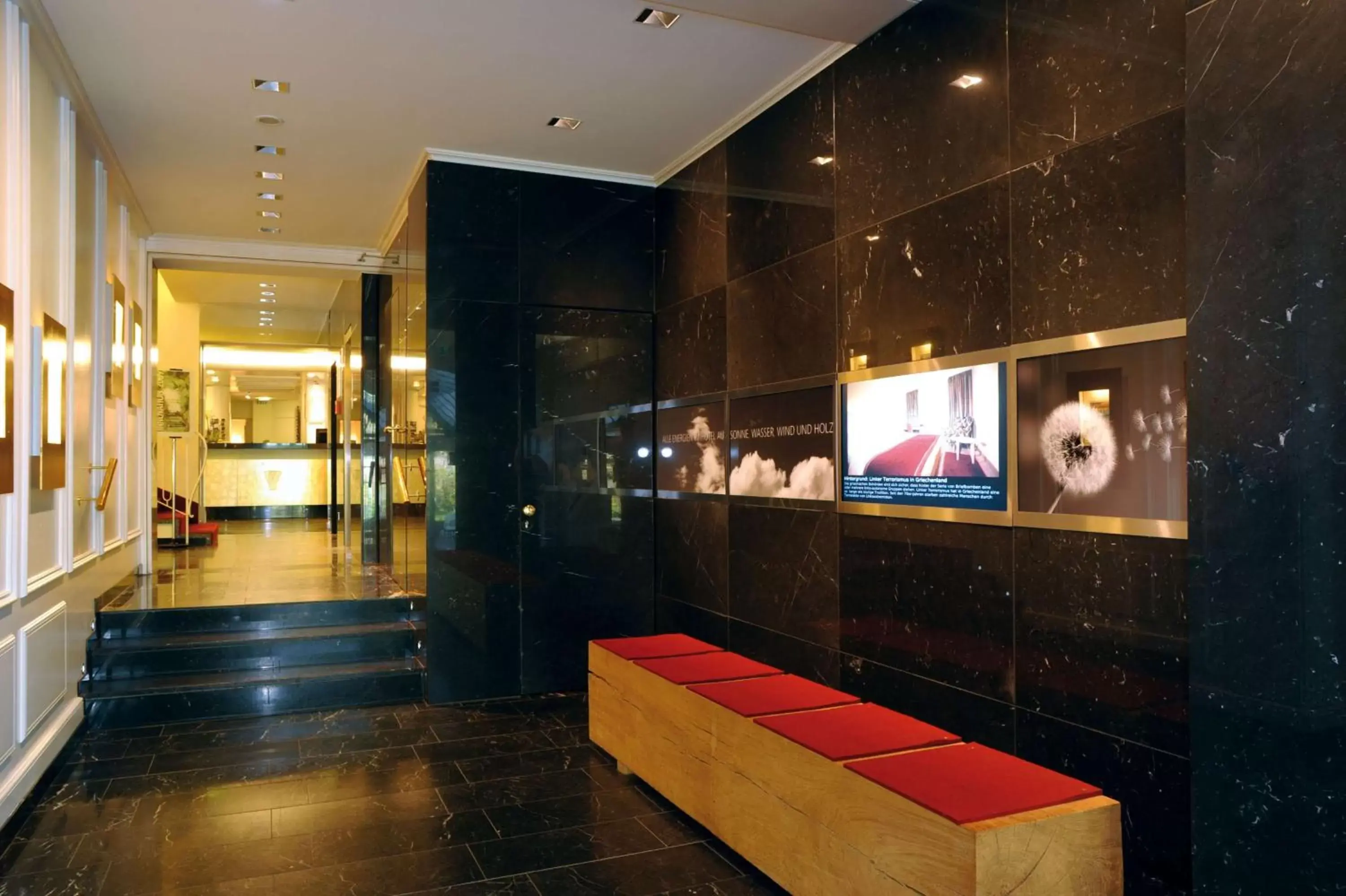 Lobby or reception, Lobby/Reception in Best Western Premier Hotel Victoria