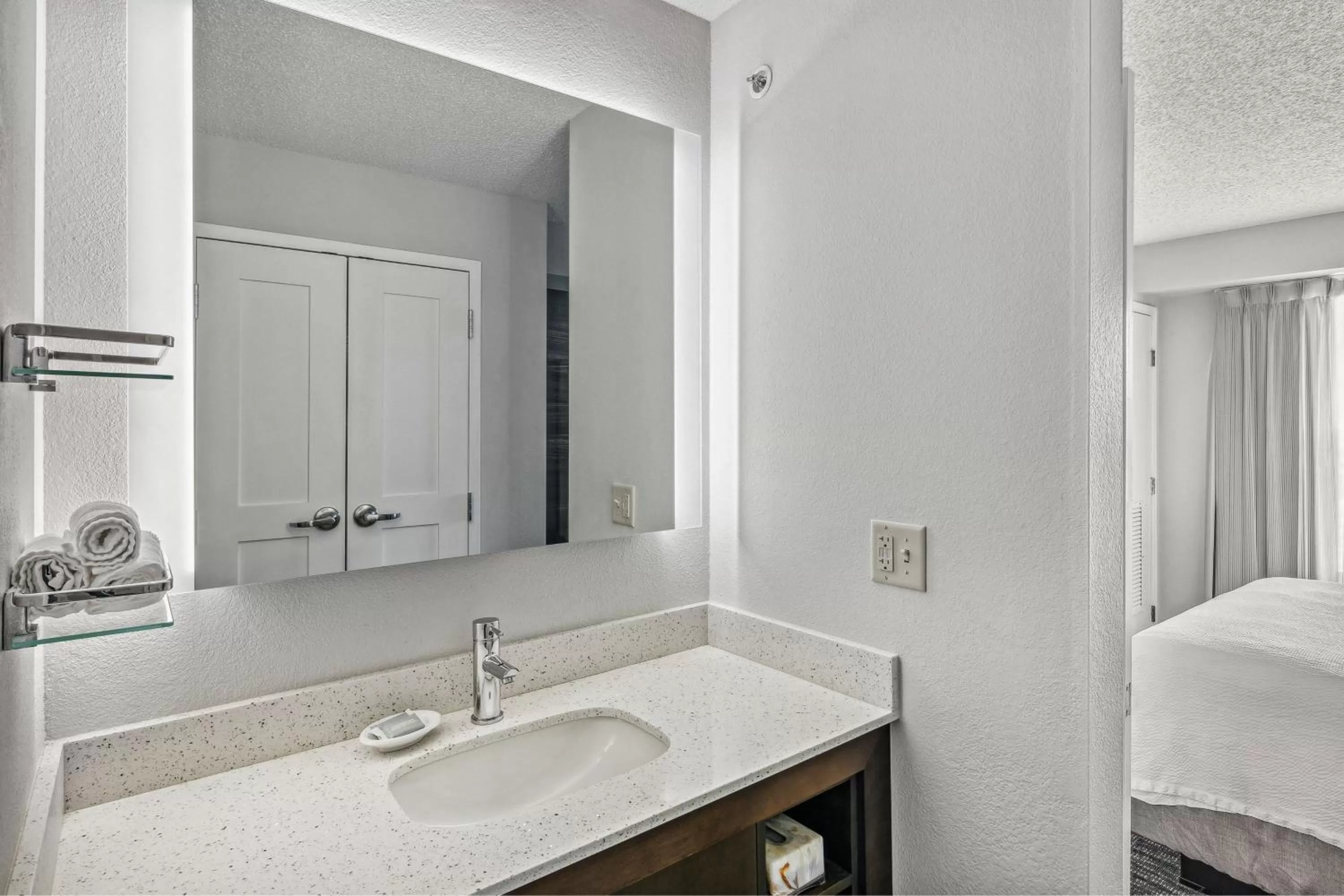 Bathroom, Bed in Residence Inn by Marriott Anchorage Midtown