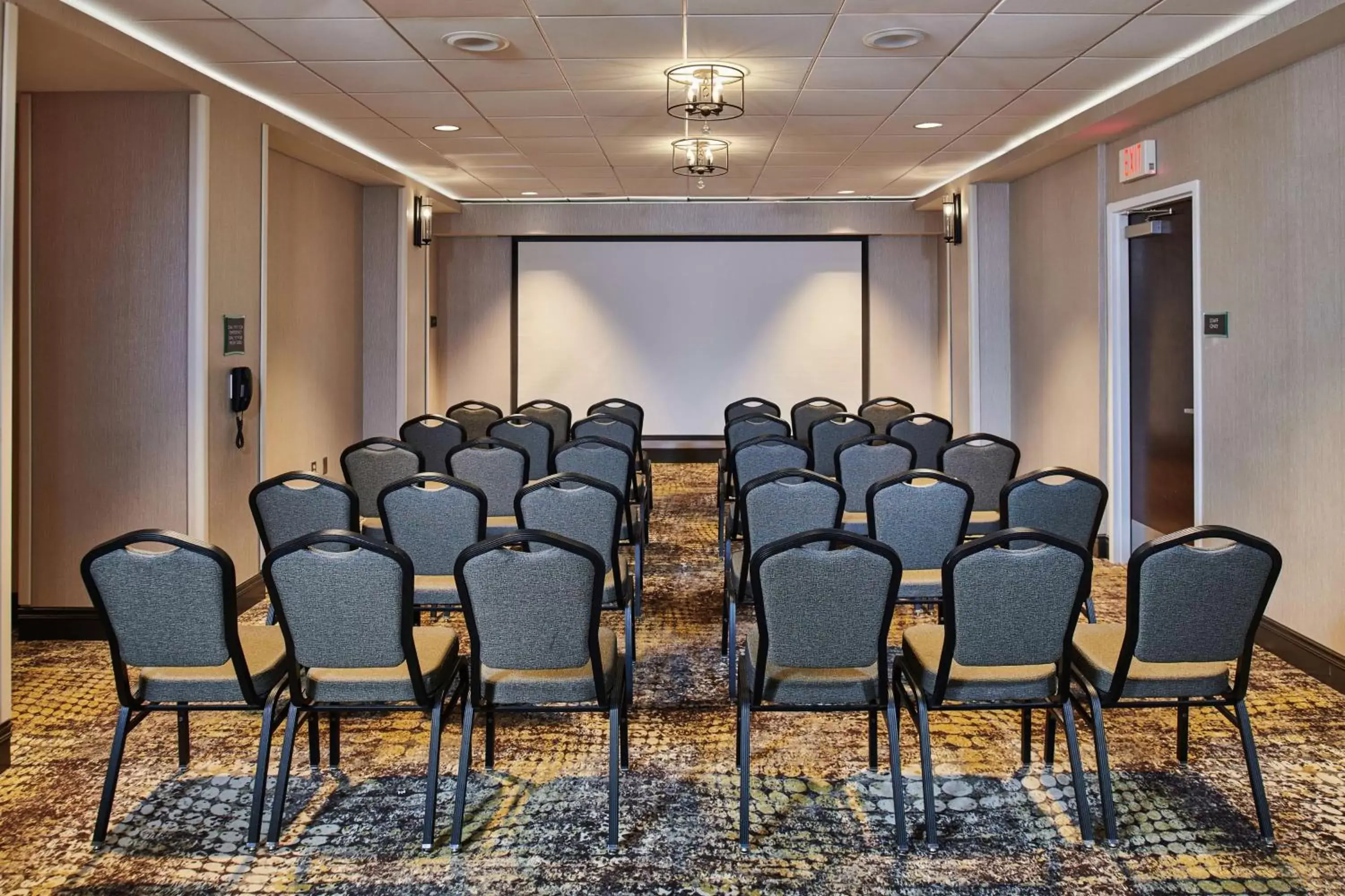 Meeting/conference room in Doubletree By Hilton Raleigh Crabtree Valley