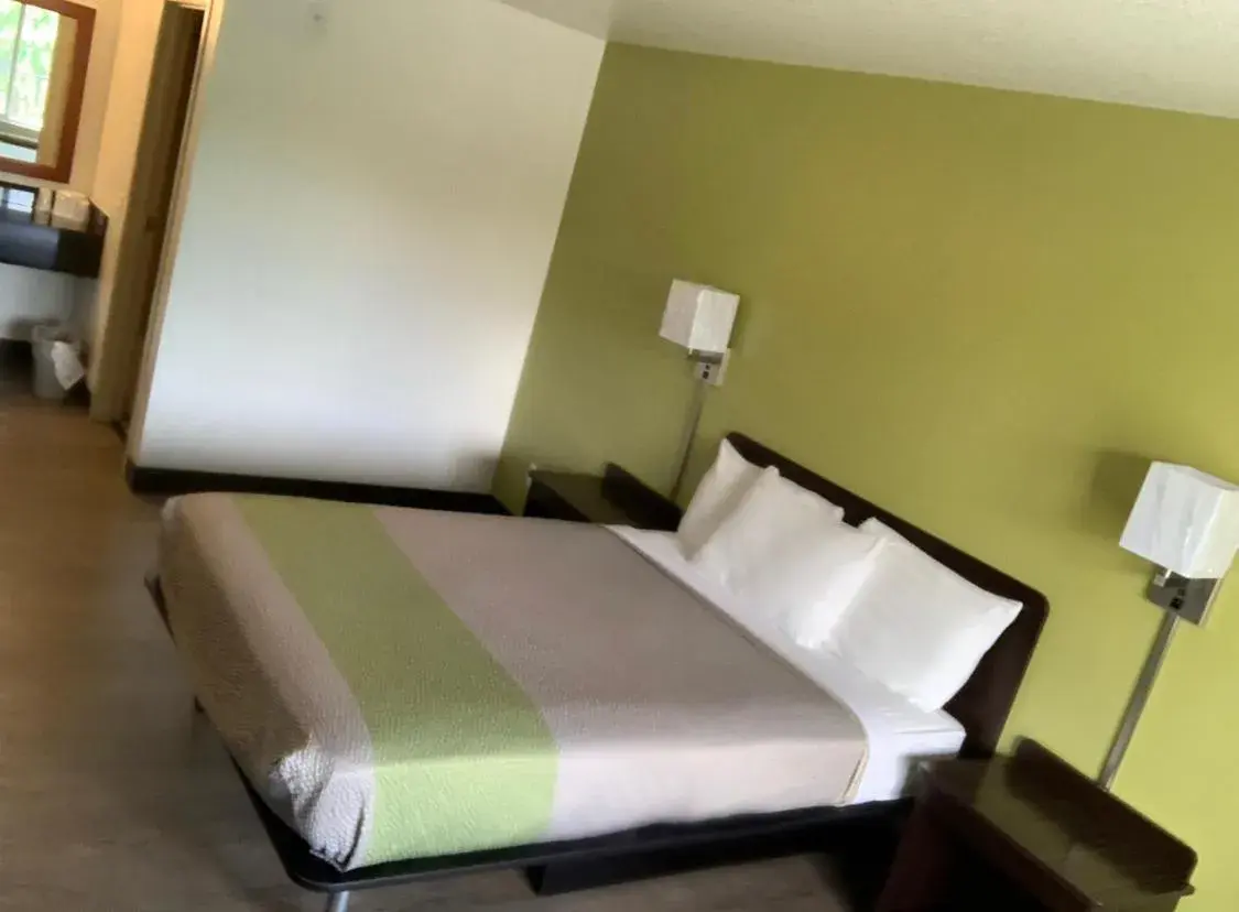 Bed in Motel 6-Yakima, WA - Downtown