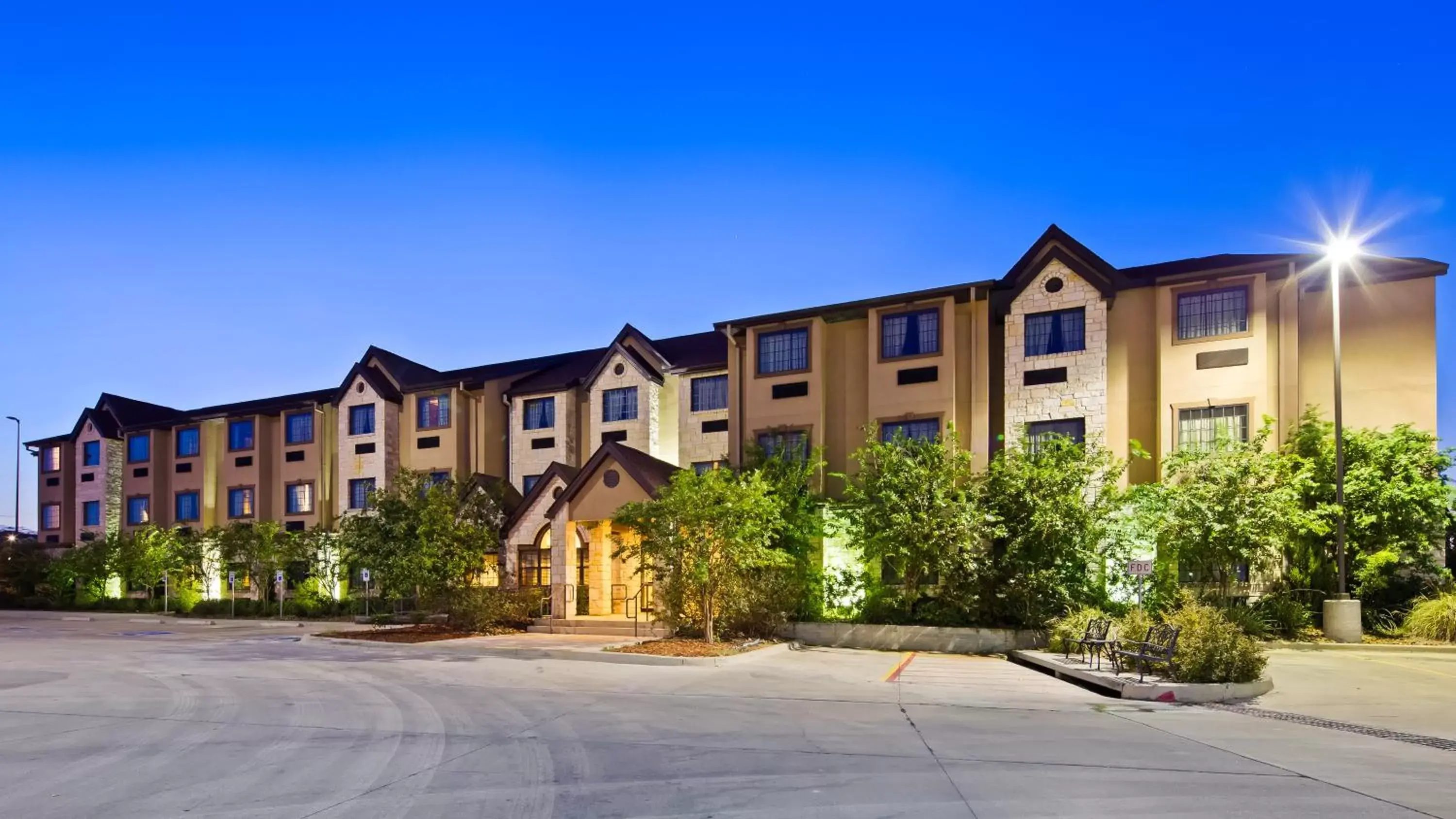 Property Building in Microtel Inn & Suites by Wyndham Buda Austin South