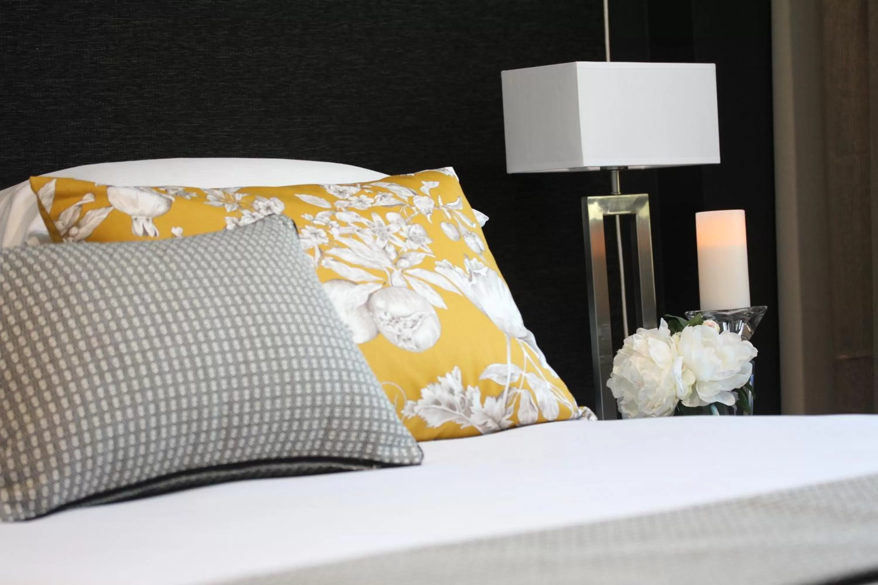 Bedroom, Bed in Springfield Lakes Boutique Hotel