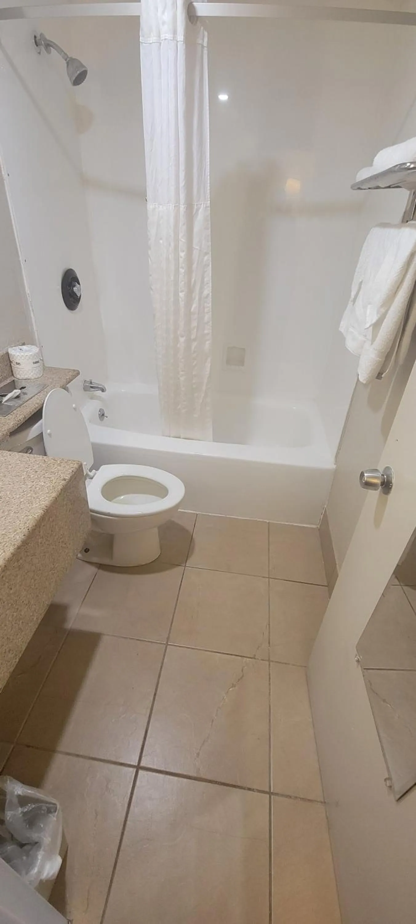 Bathroom in Howard Johnson by Wyndham Newburgh