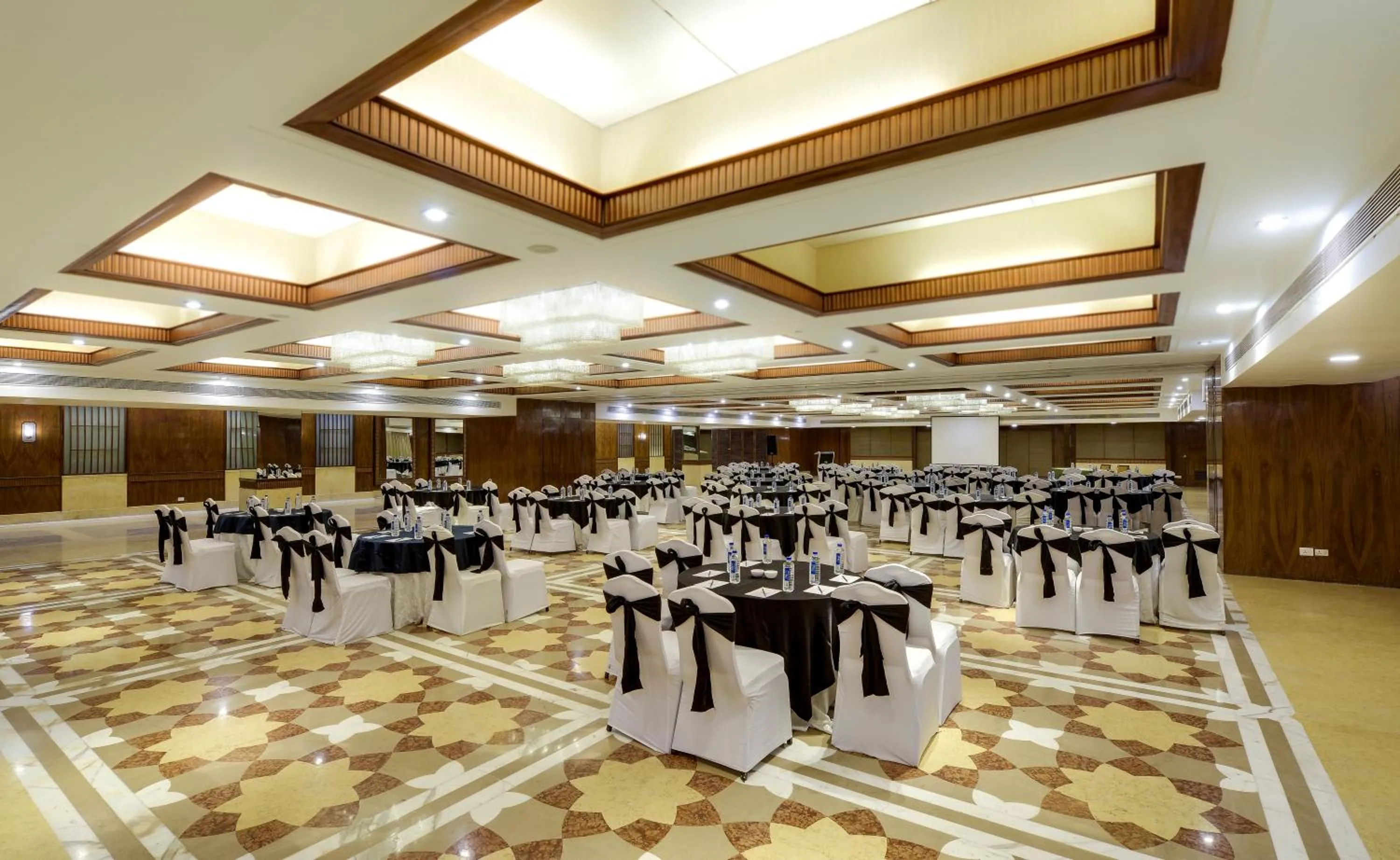 Banquet/Function facilities in Pride Plaza Hotel, Ahmedabad