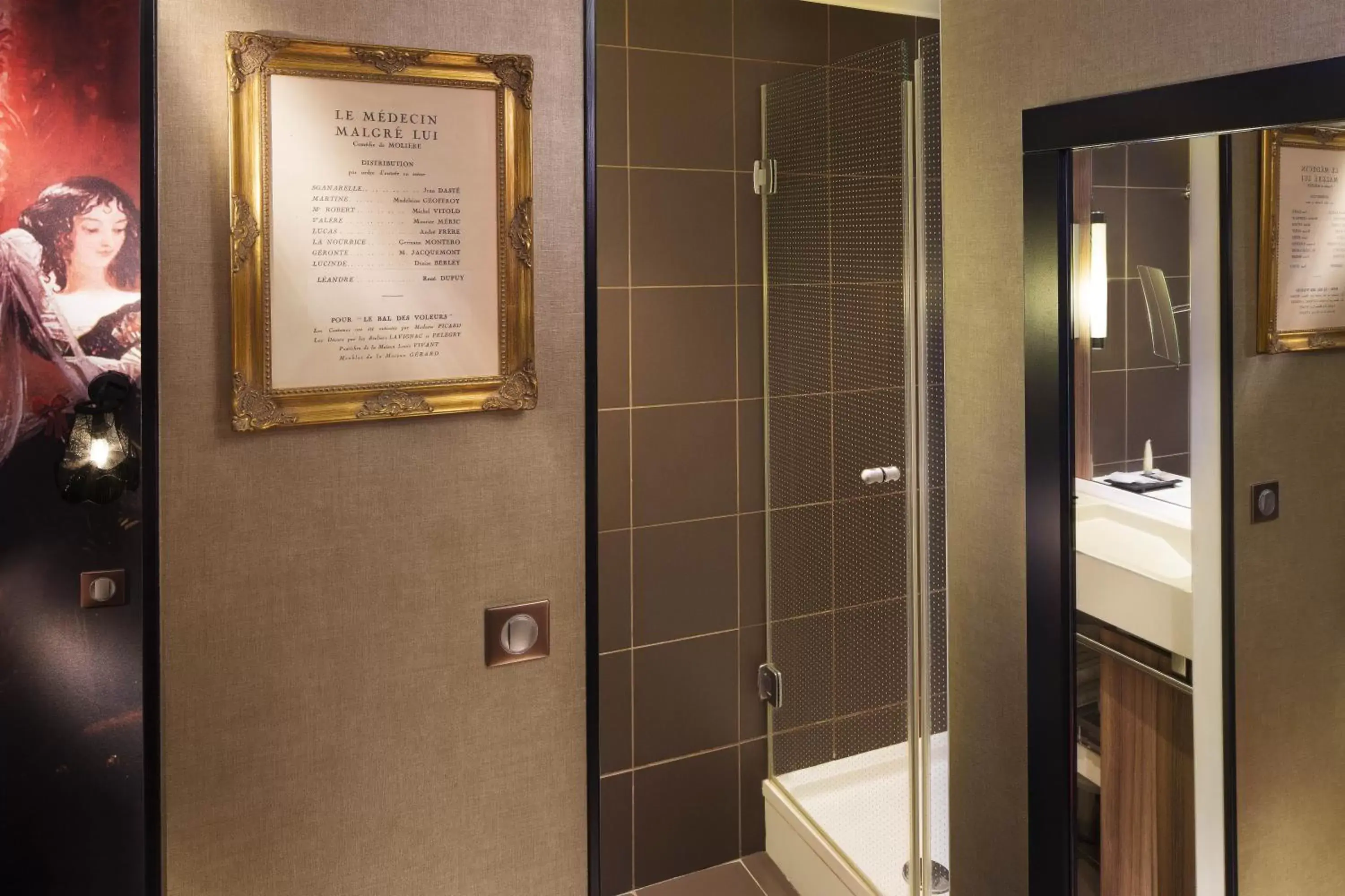 Shower, Bathroom in Hotel Les Théâtres
