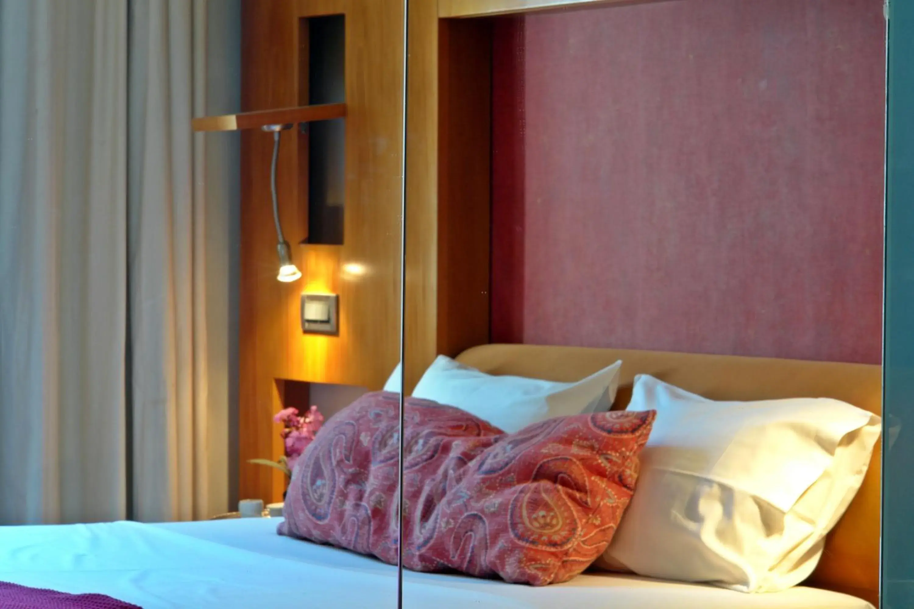 Decorative detail, Bed in Semeli Hotel