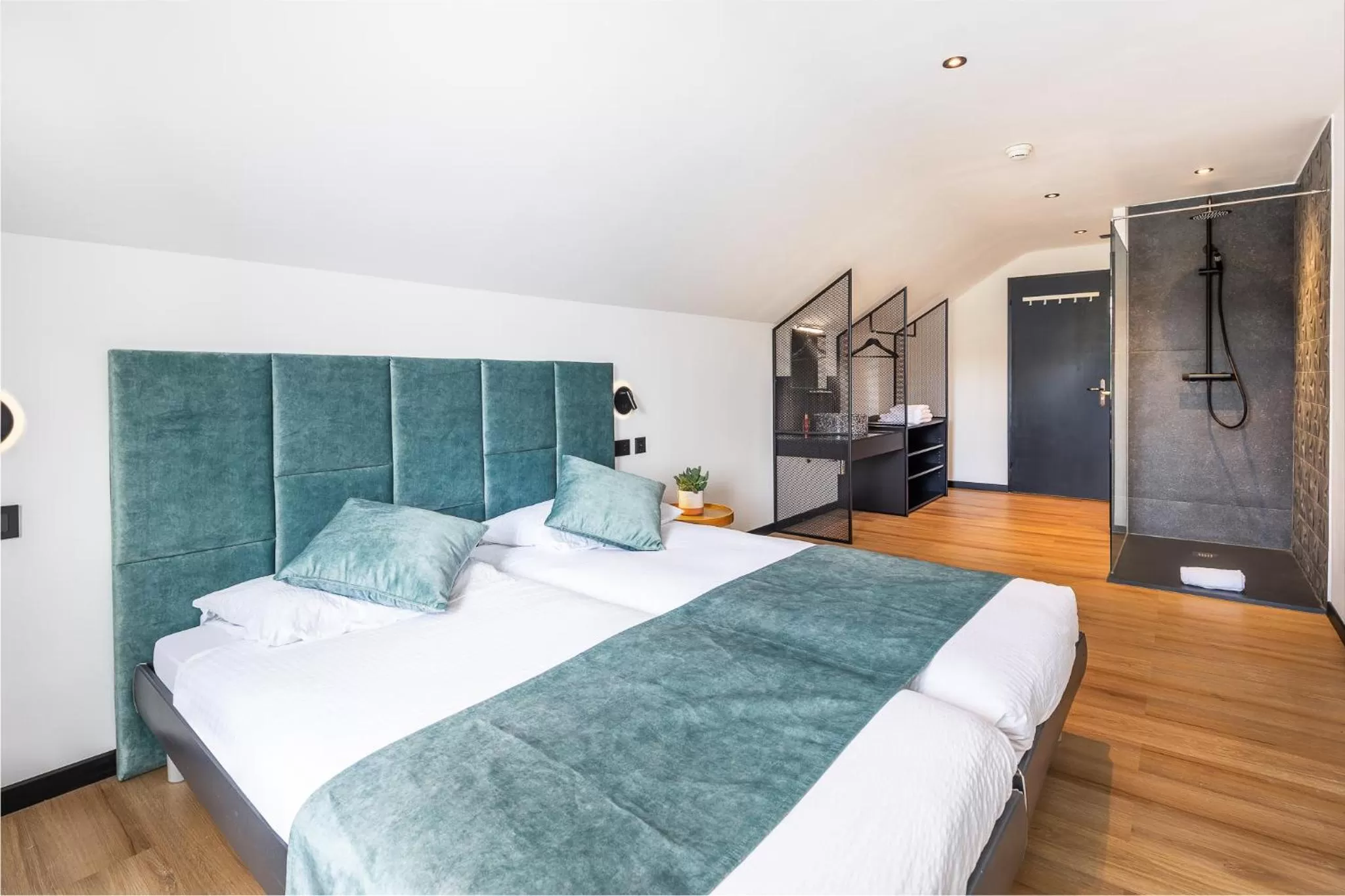 Bed in Hotel Rheingerbe