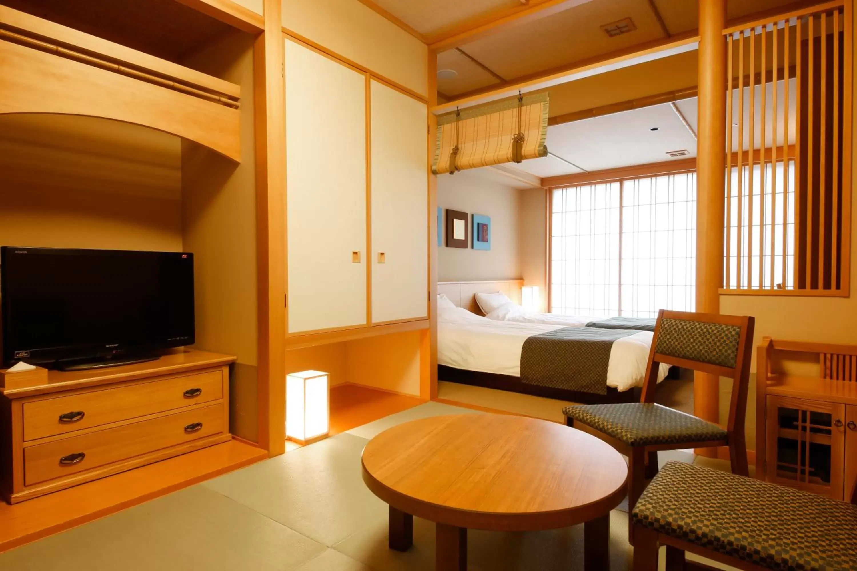Photo of the whole room, TV/Entertainment Center in Kadensho, Arashiyama Onsen, Kyoto - Kyoritsu Resort