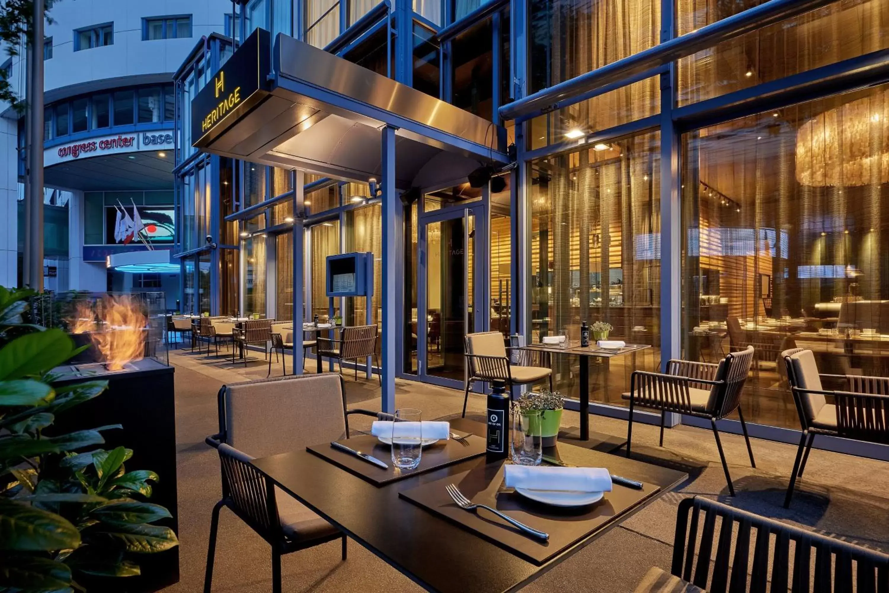 Restaurant/Places to Eat in Basel Marriott Hotel