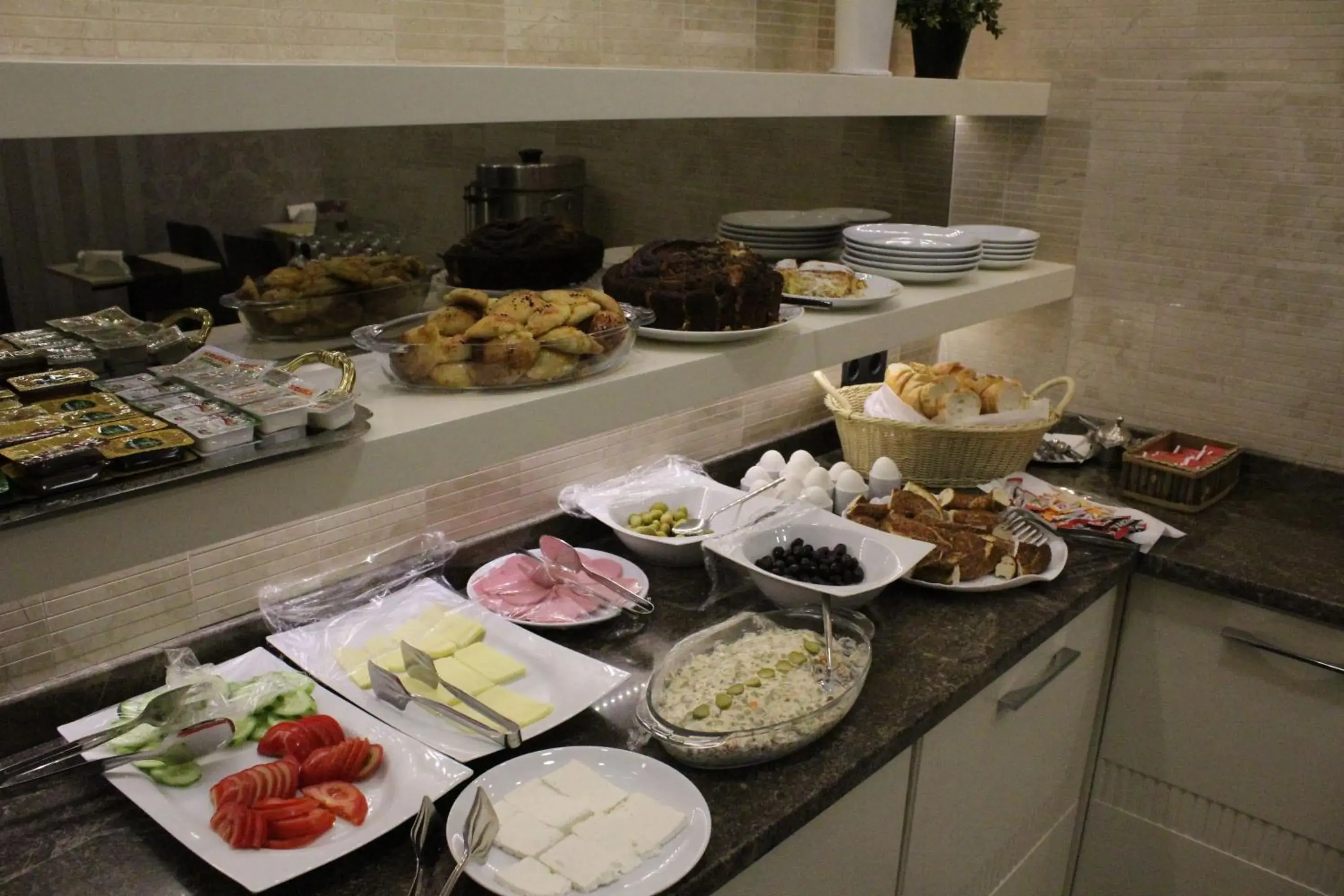 Buffet breakfast, Food in Park Grazza Hotel
