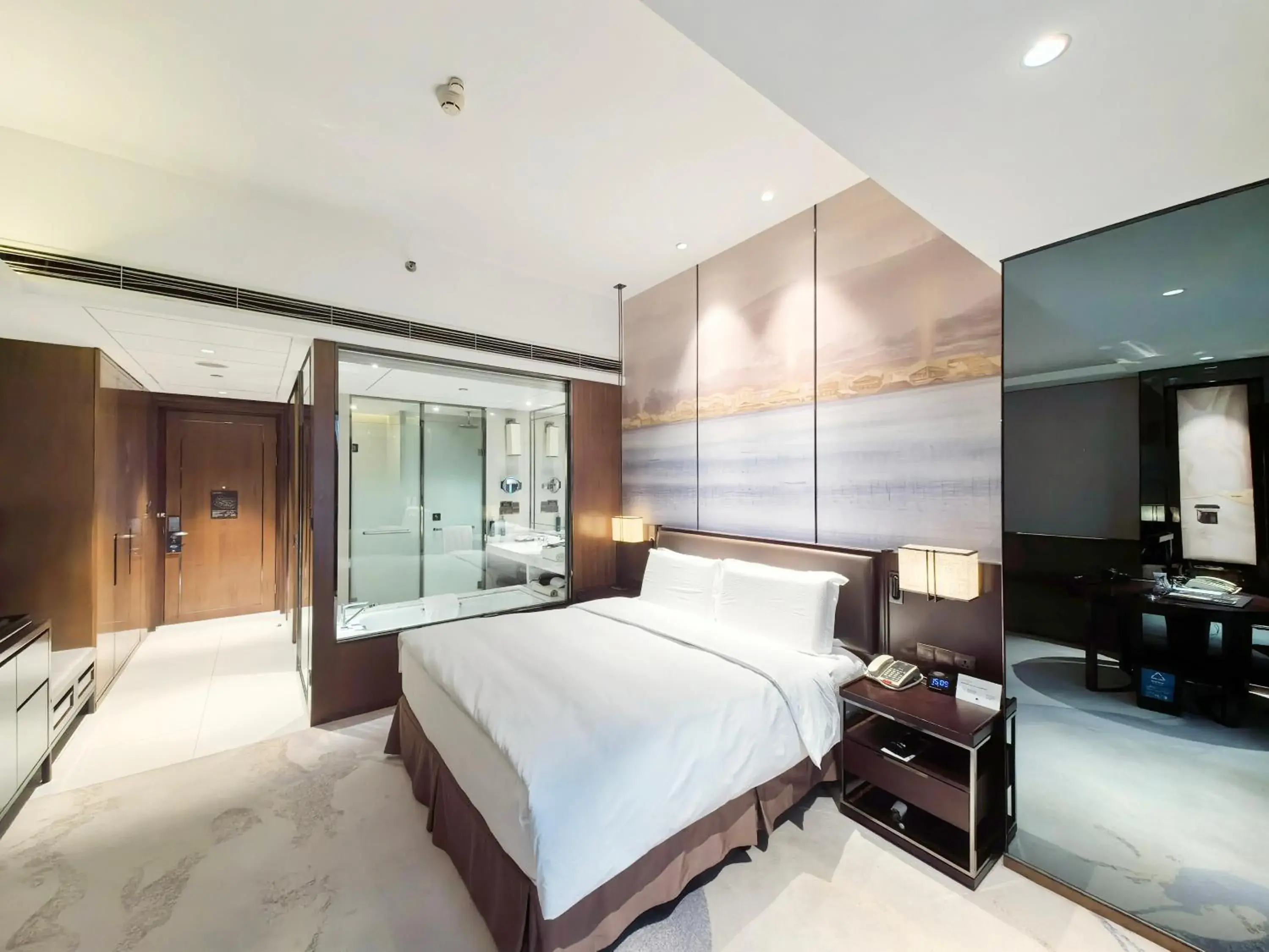 Bedroom in DoubleTree By Hilton Ningbo Beilun
