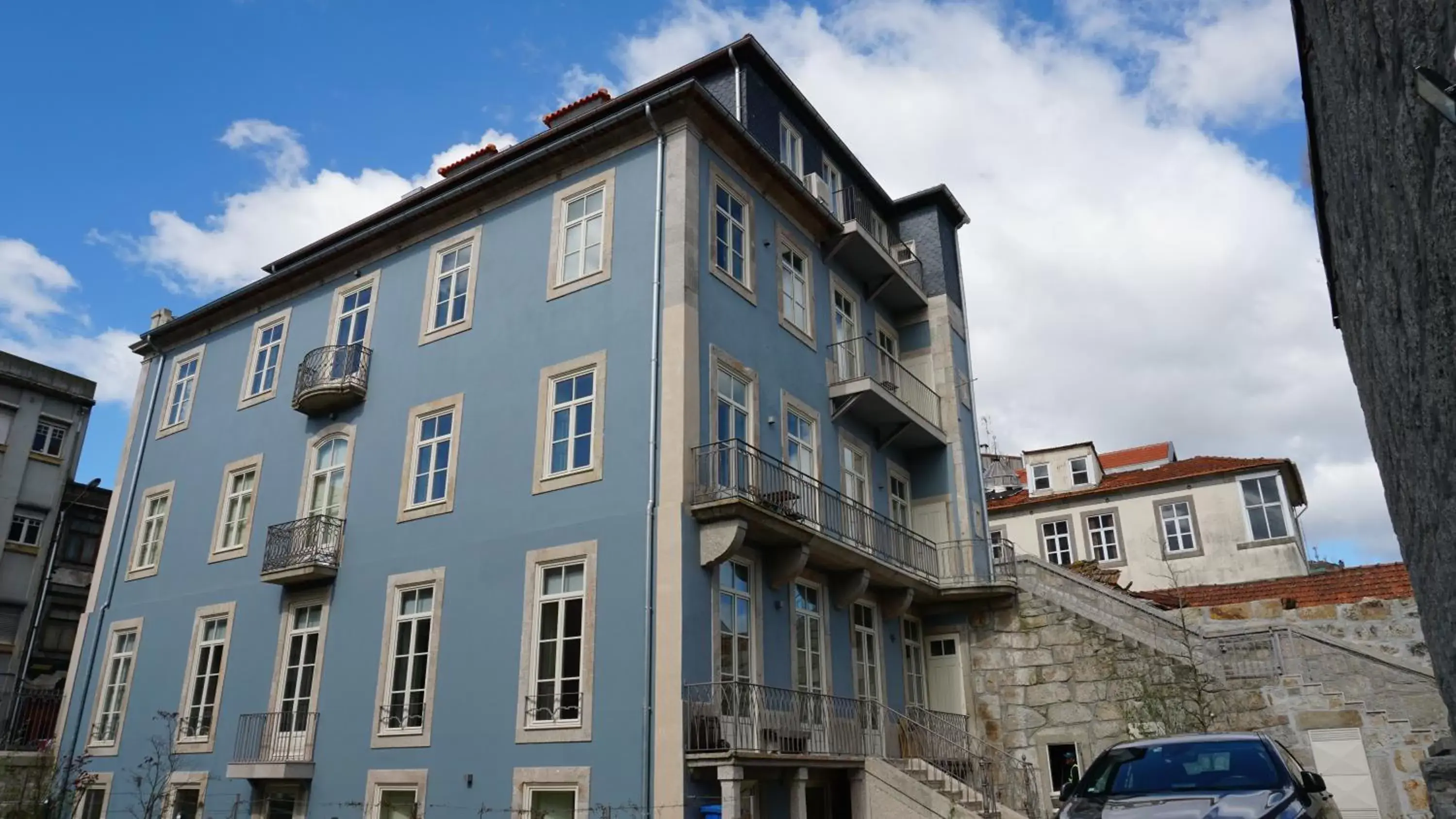 Property Building in Aparthotel Oporto Palace