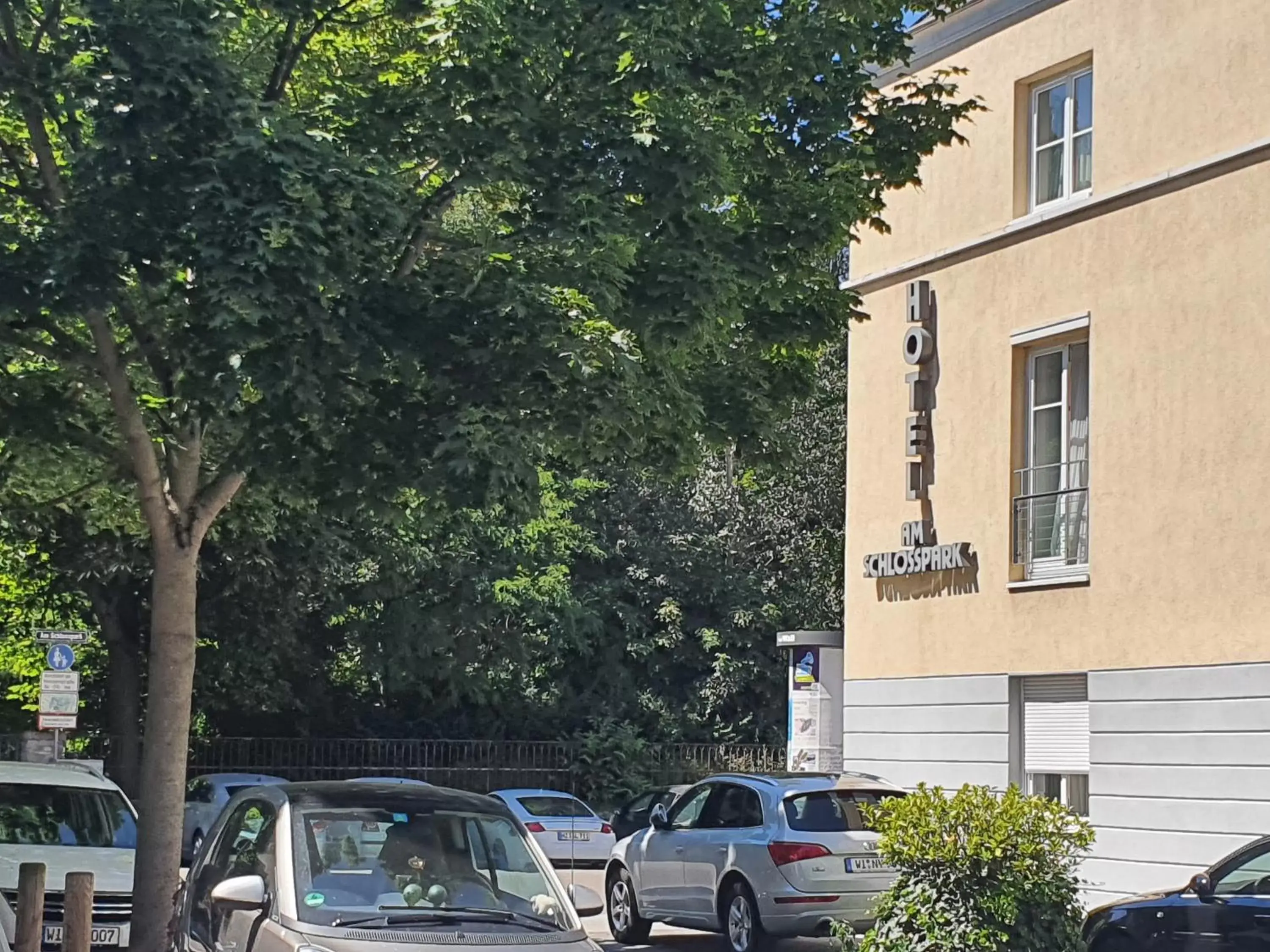 Property Building in Hotel Am Schlosspark , Wiesbaden