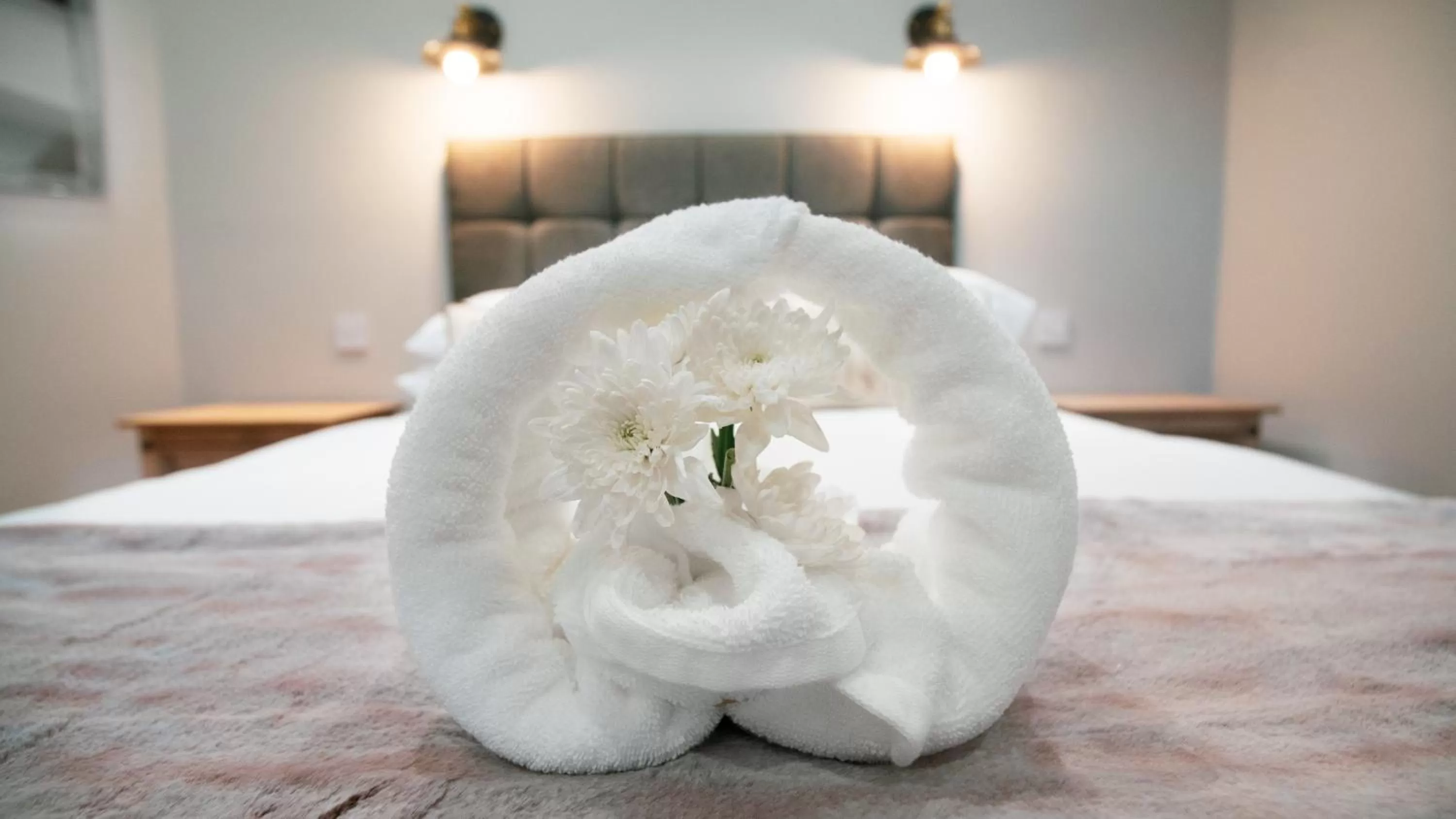 Bed in The Pebley Inn