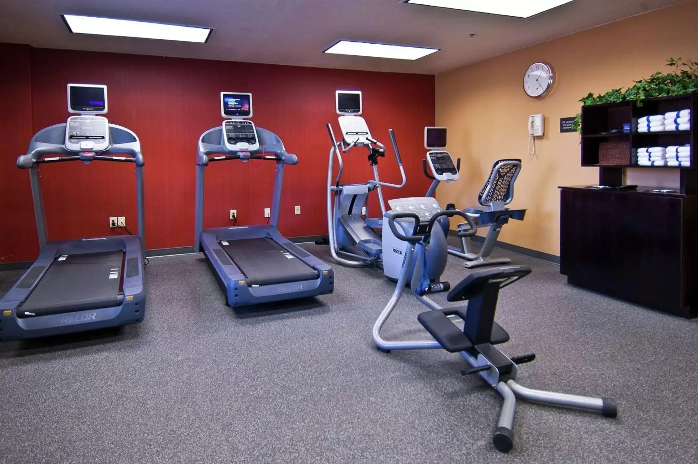 Fitness centre/facilities, Fitness Center/Facilities in Hampton Inn Oklahoma City Northwest