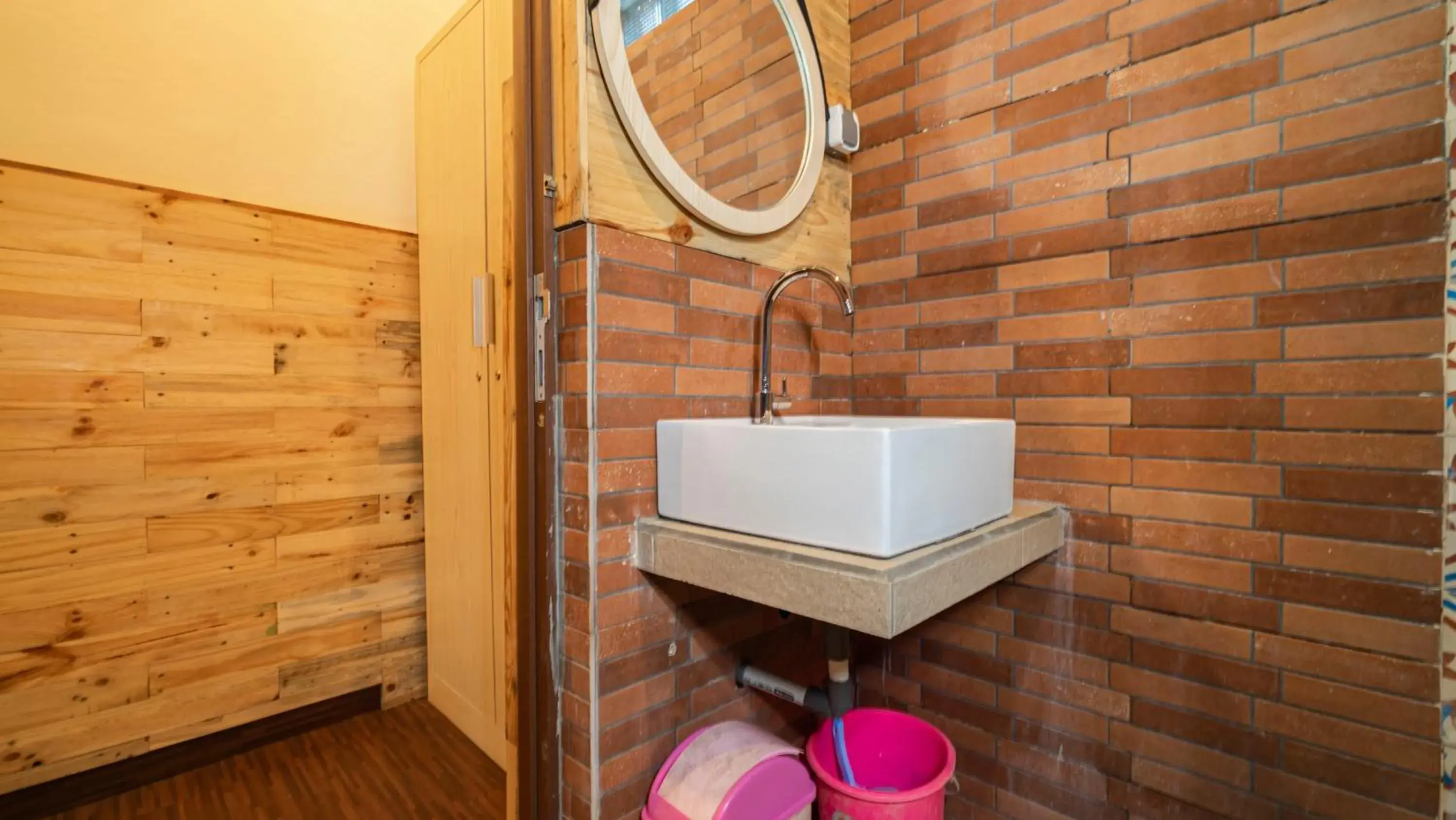 Bathroom in Kun Kun Guest House