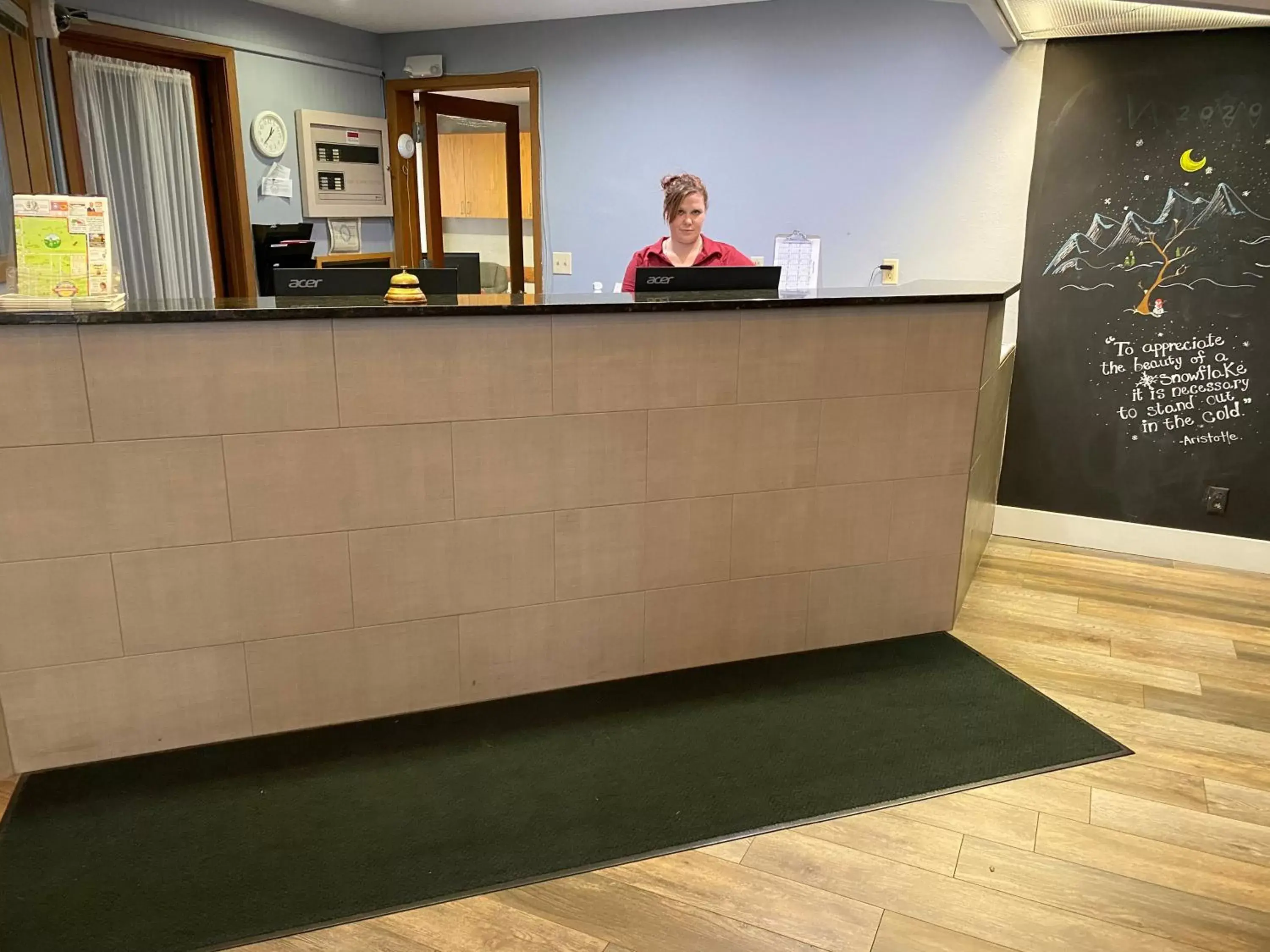 Staff, Lobby/Reception in Red Lion Inn & Suites Post Falls