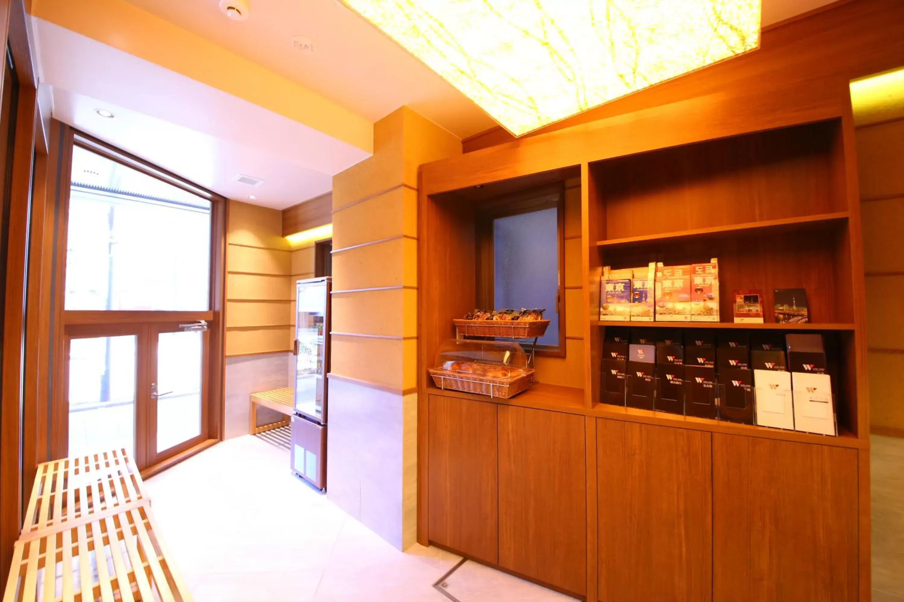 Lobby or reception, Kitchen/Kitchenette in Hotel Wing International Select Asakusa Komagata