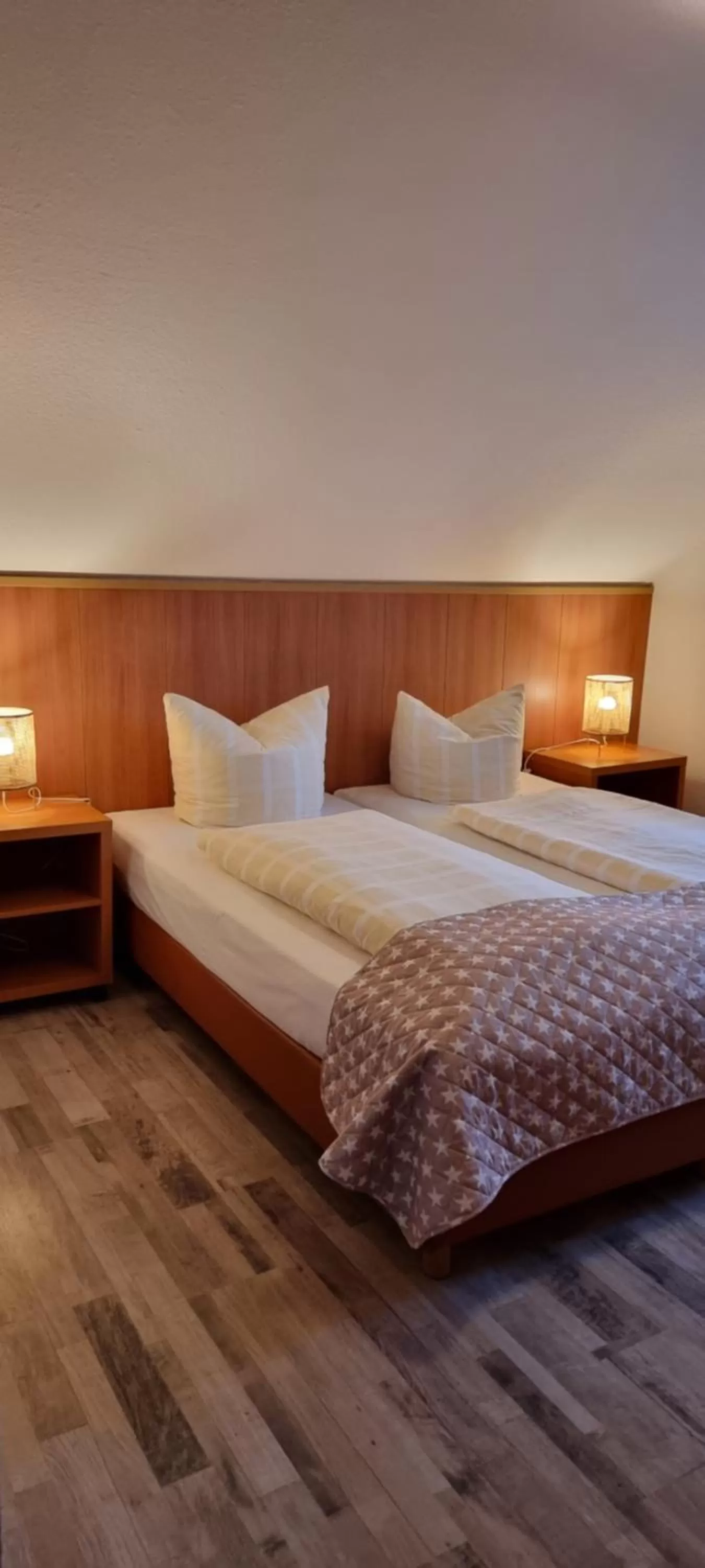 Photo of the whole room, Bed in Sonnenhof