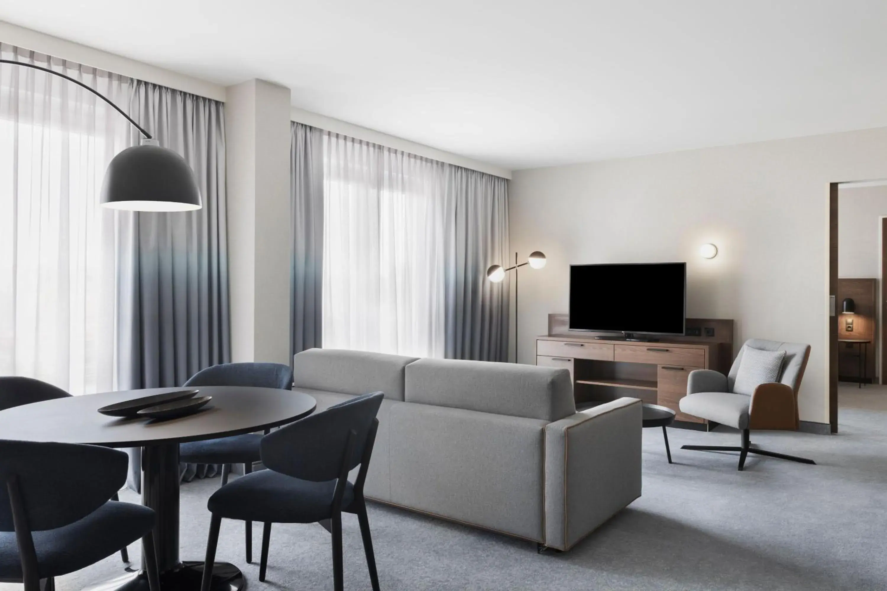 Living room, Seating Area in Courtyard by Marriott Munich City East