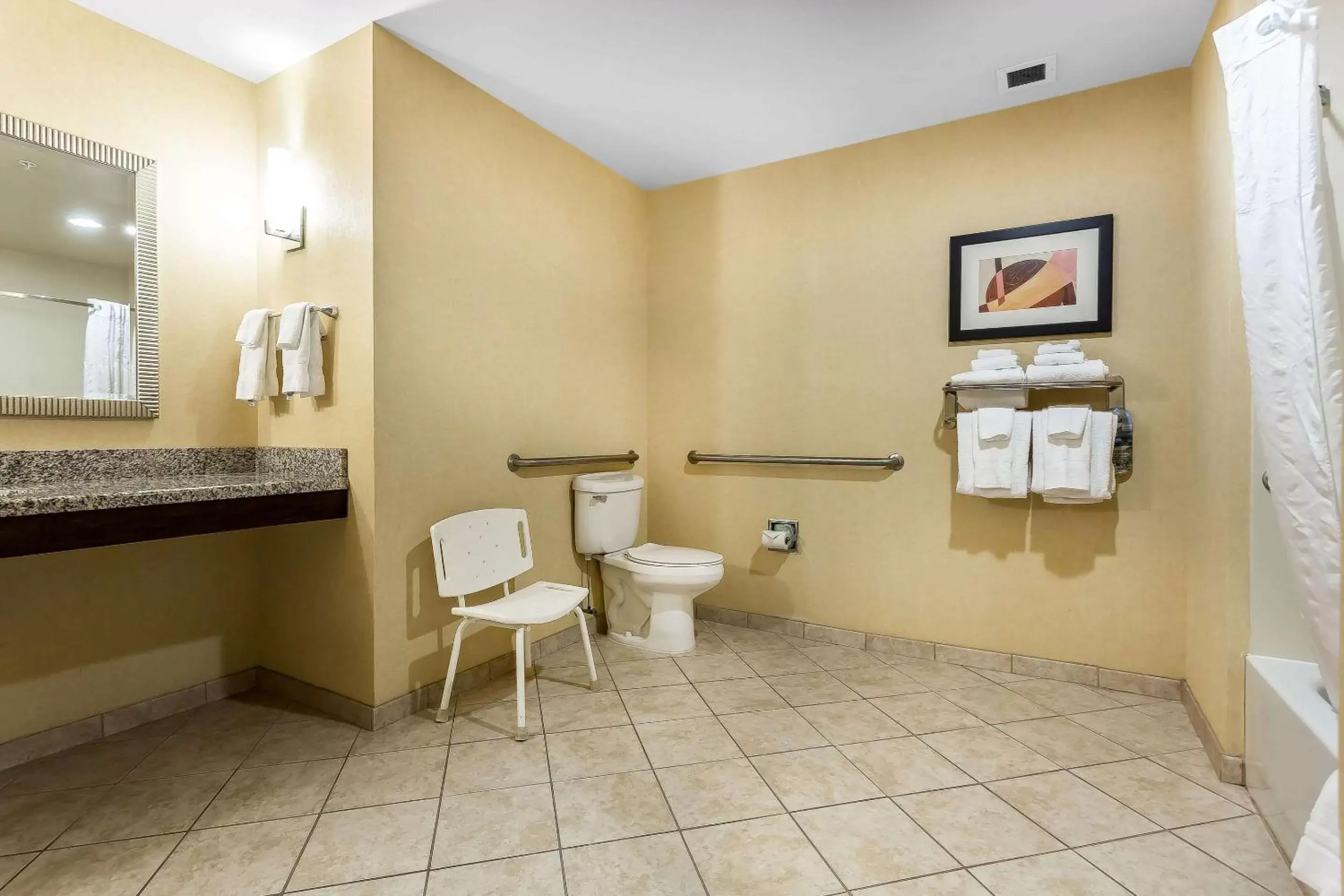Bedroom, Bathroom in Comfort Suites Charleston West Ashley