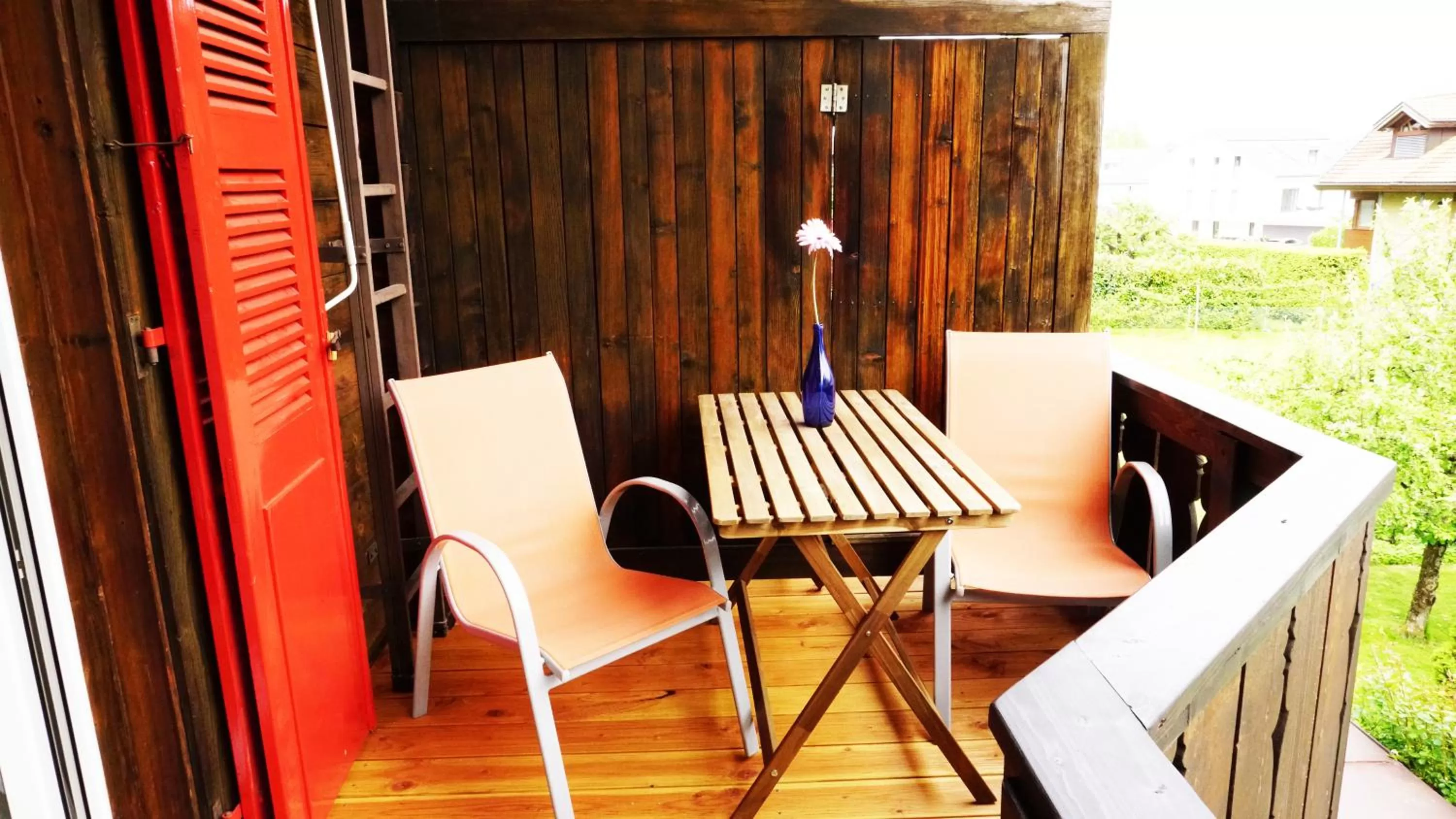 Balcony/Terrace in Adventure Guesthouse Interlaken