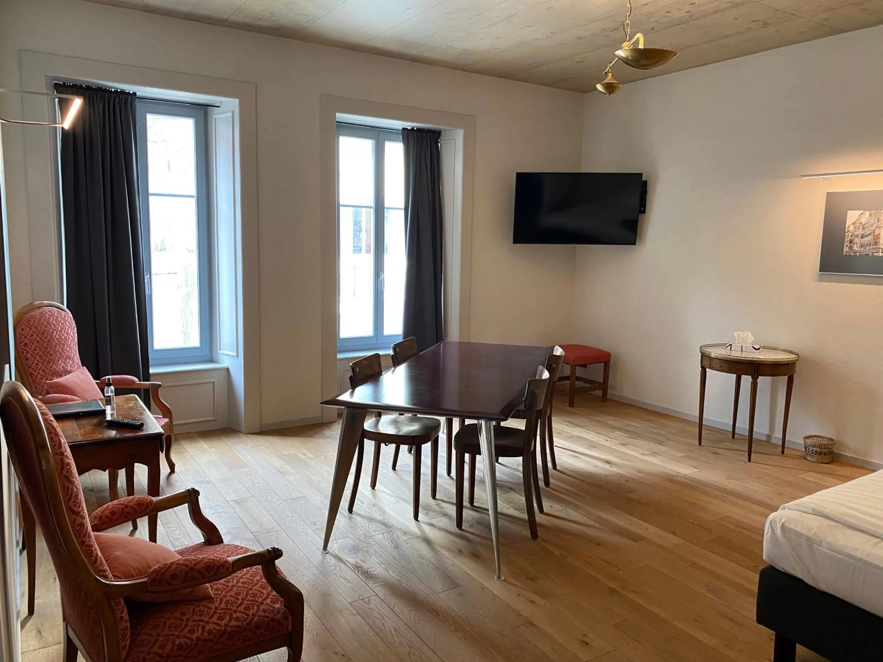 TV and multimedia in Fleur de Lis