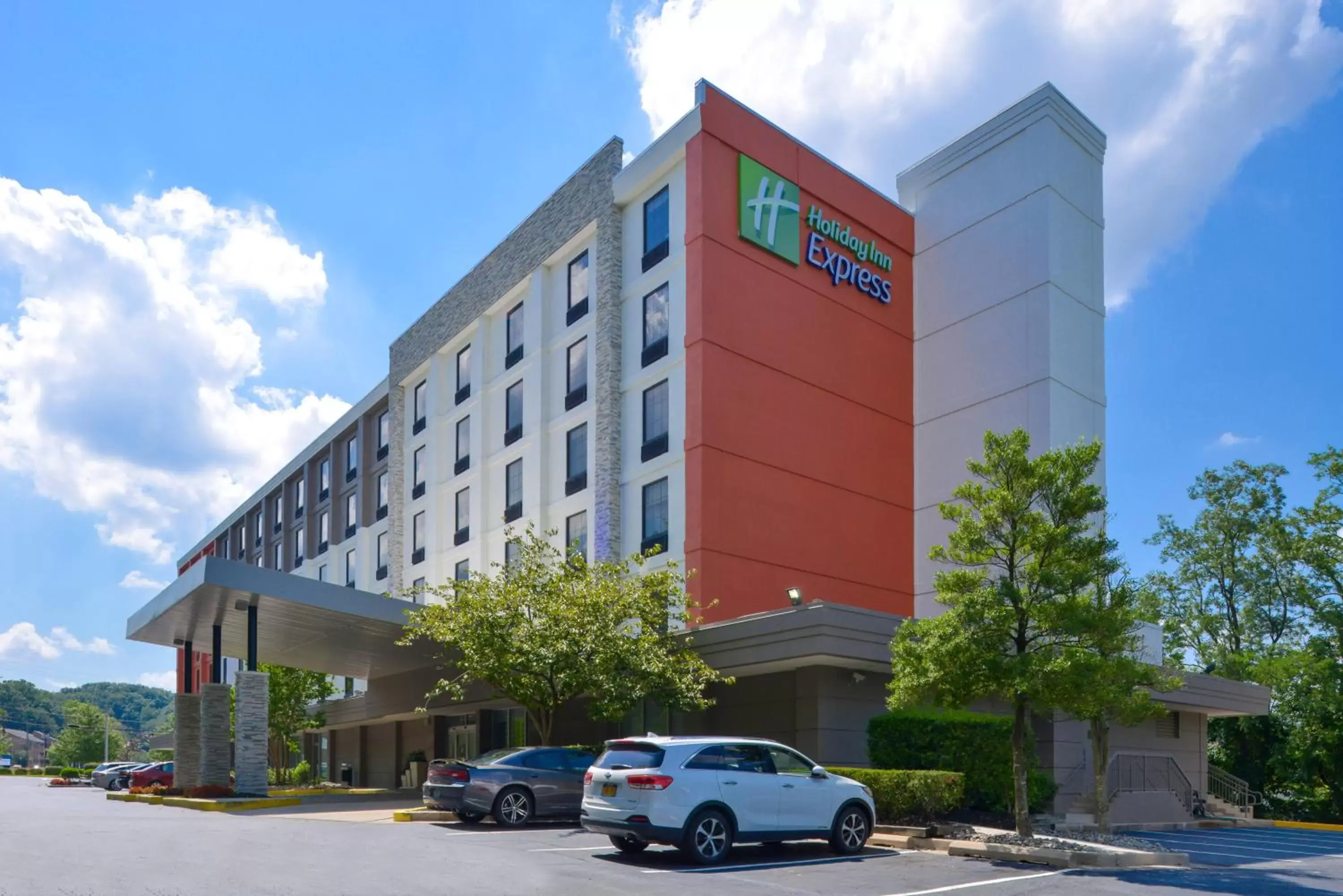 Property Building in Holiday Inn Express Towson- Baltimore North, an IHG Hotel