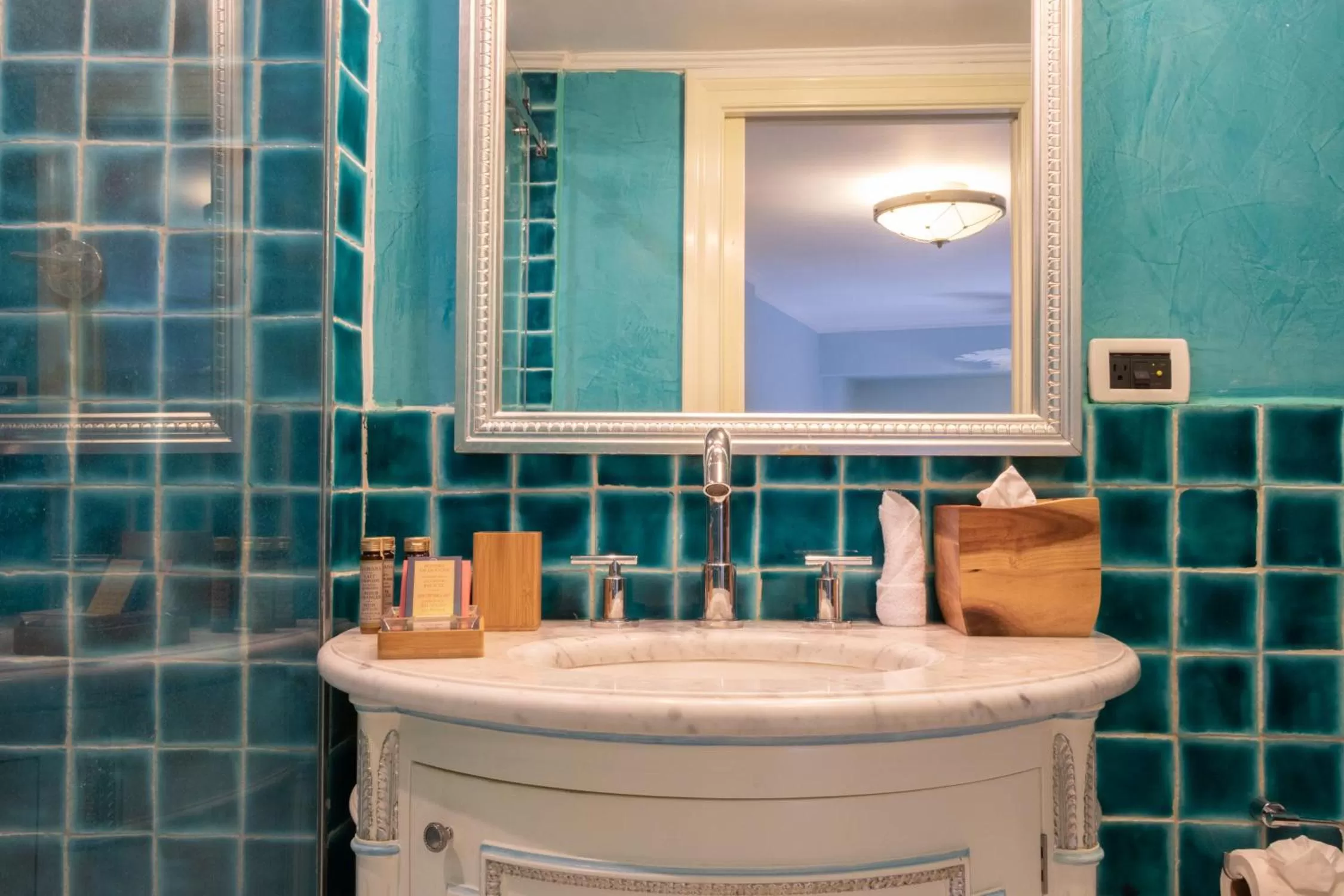 Bathroom in Villa Palma Boutique Hotel
