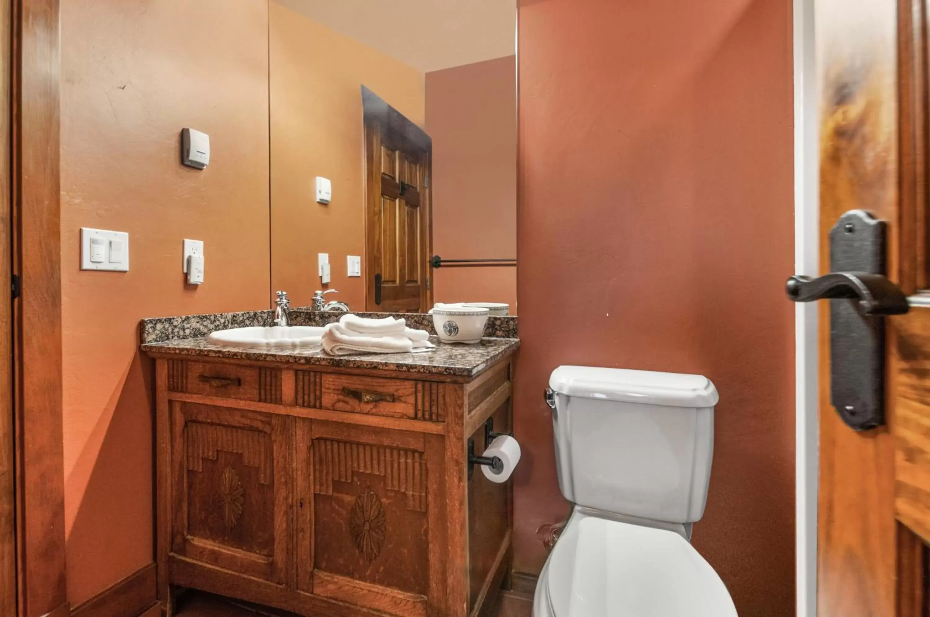 Toilet, Bathroom in Casa Grande Inn & Suites