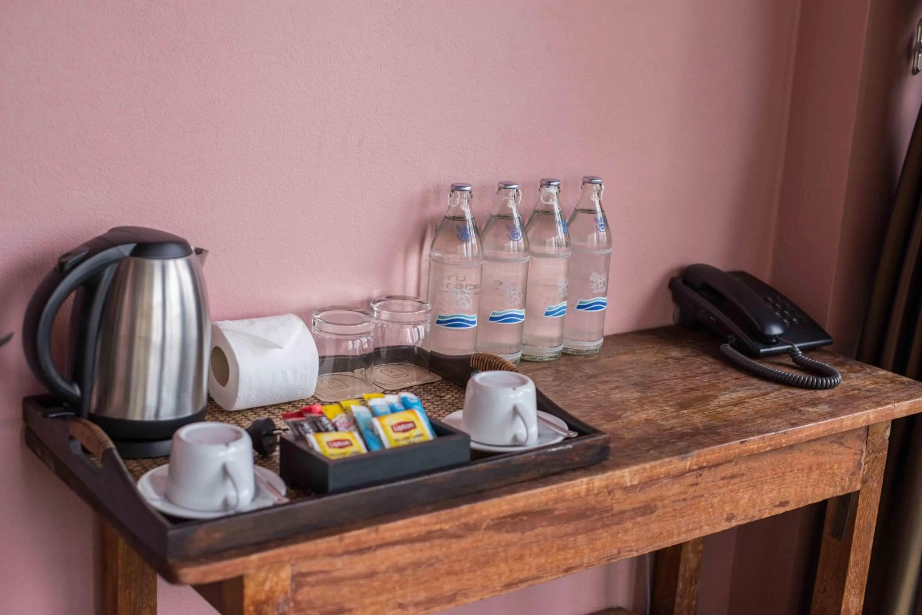 Coffee/tea facilities in Feung Nakorn Balcony Rooms and Cafe