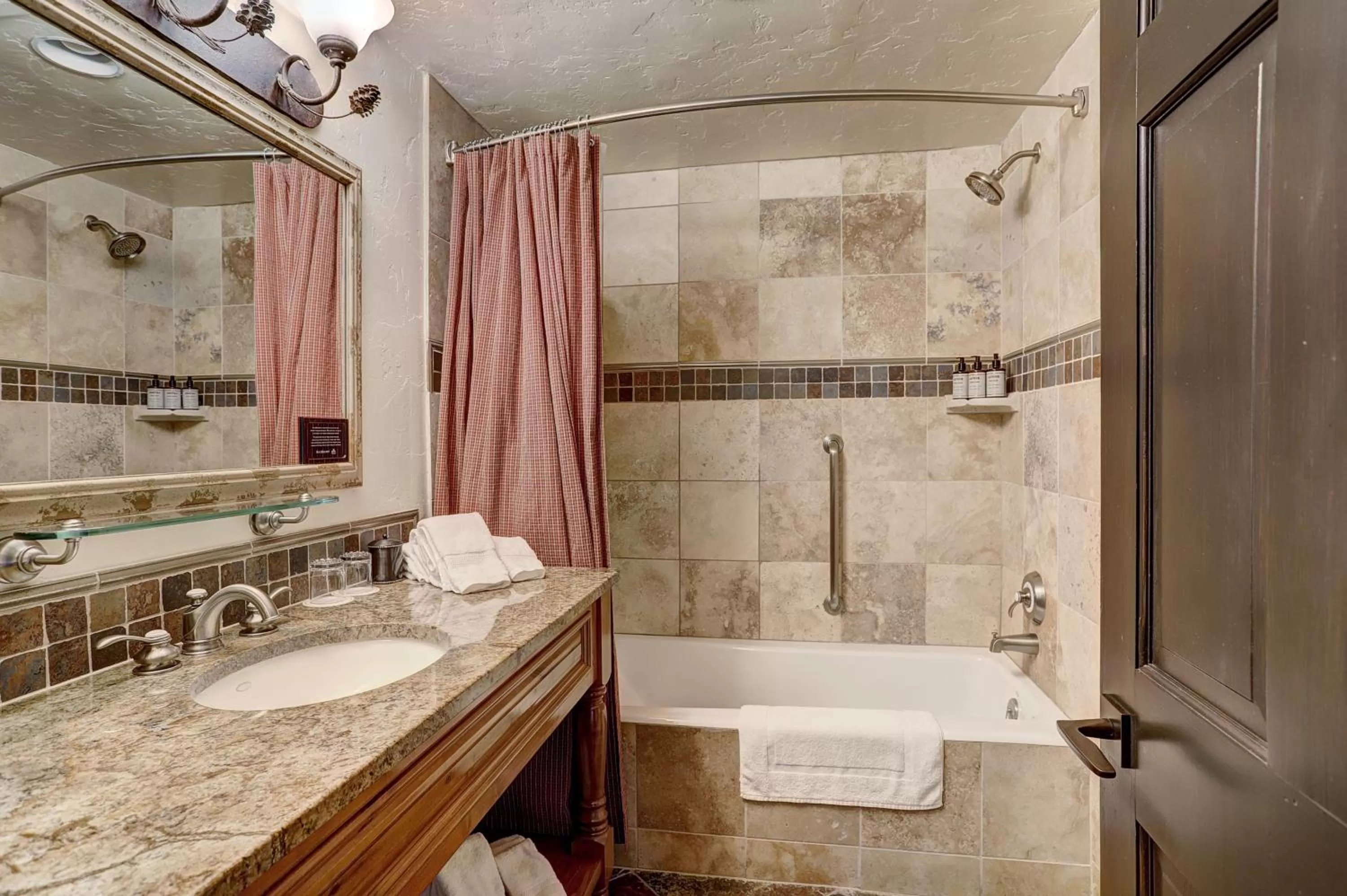 The Pines Lodge, a RockResort