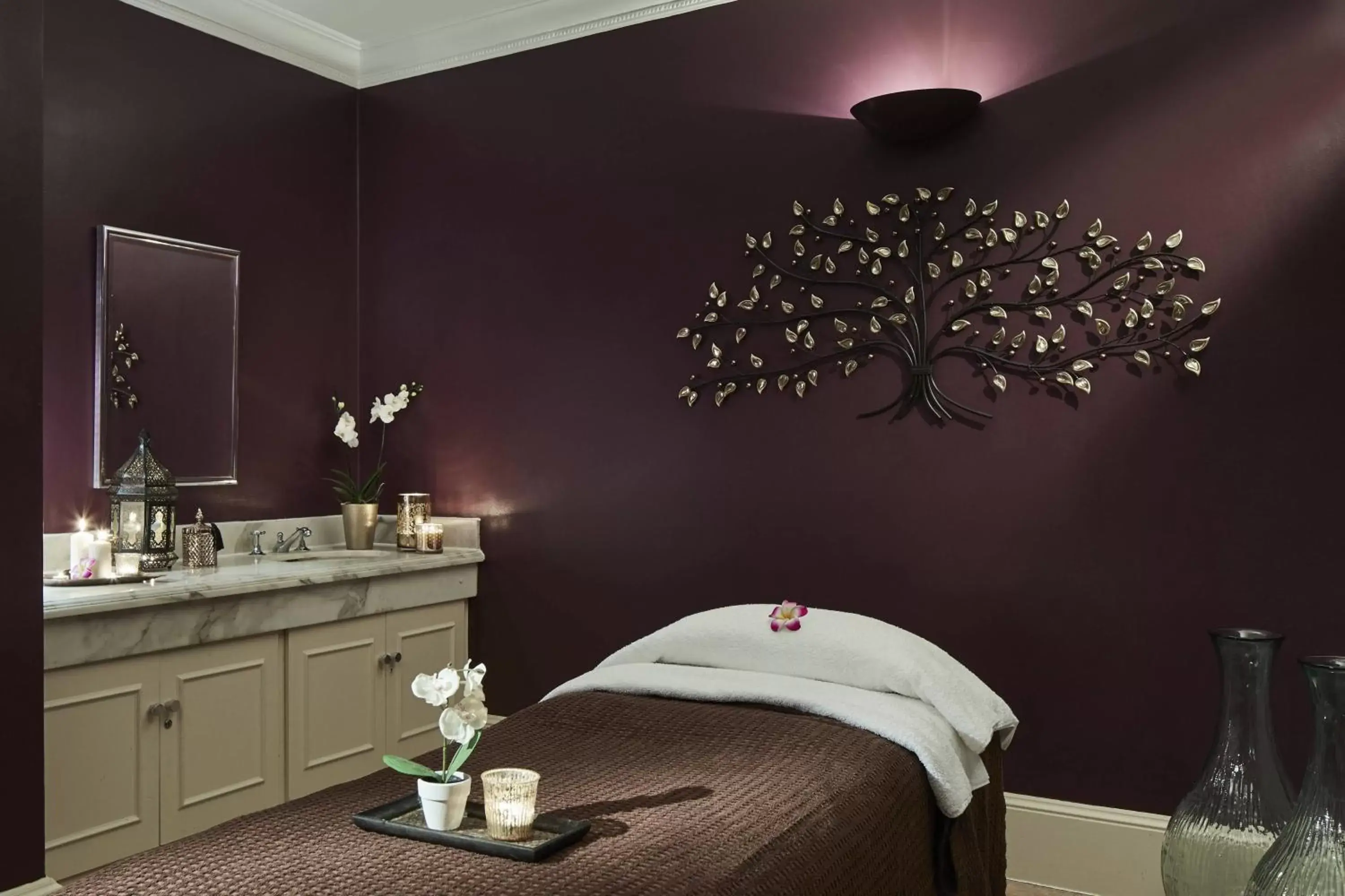 Spa and wellness centre/facilities in Hanbury Manor Marriott Hotel & Country Club
