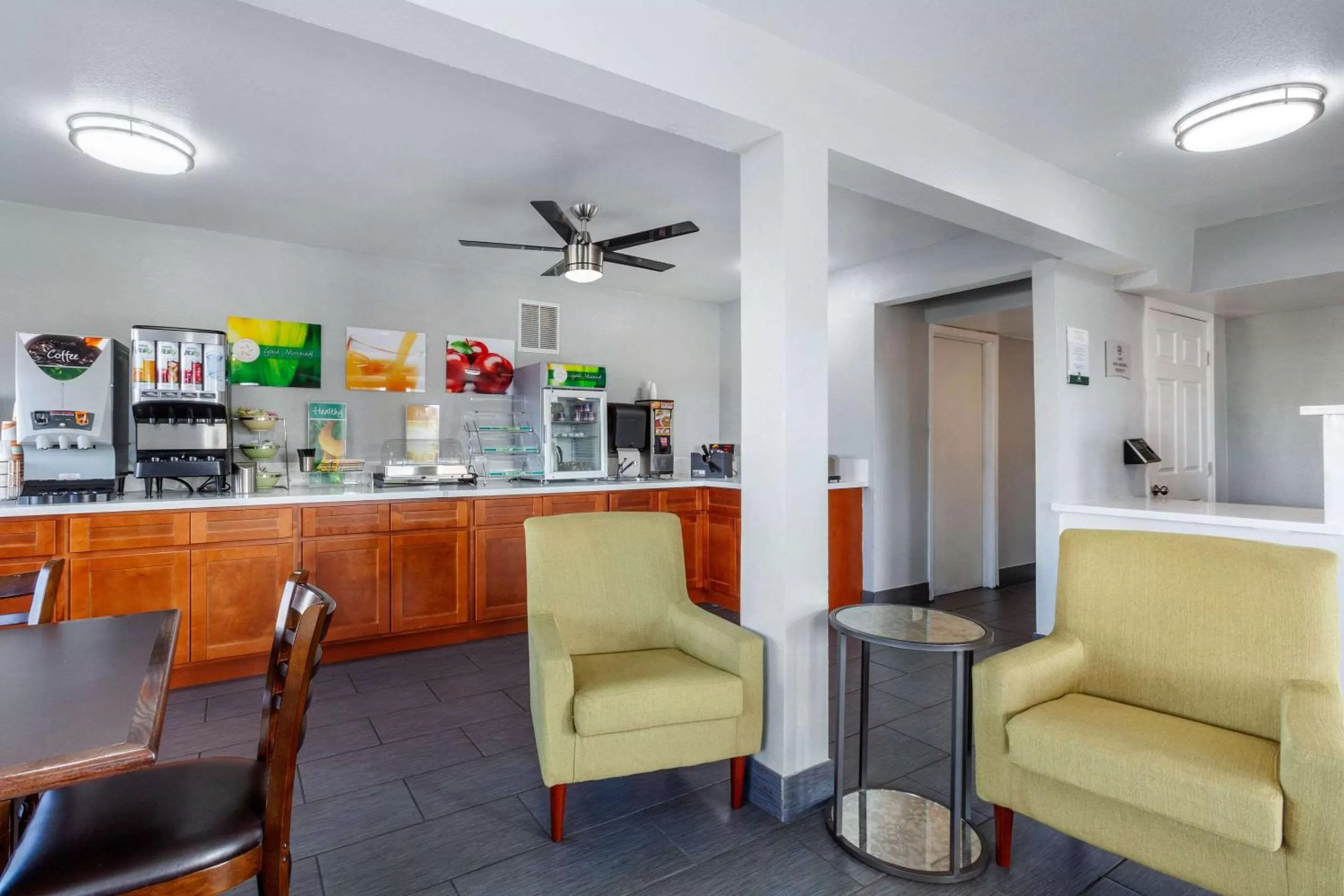 Lobby or reception in Quality Inn & Suites near Downtown Mesa