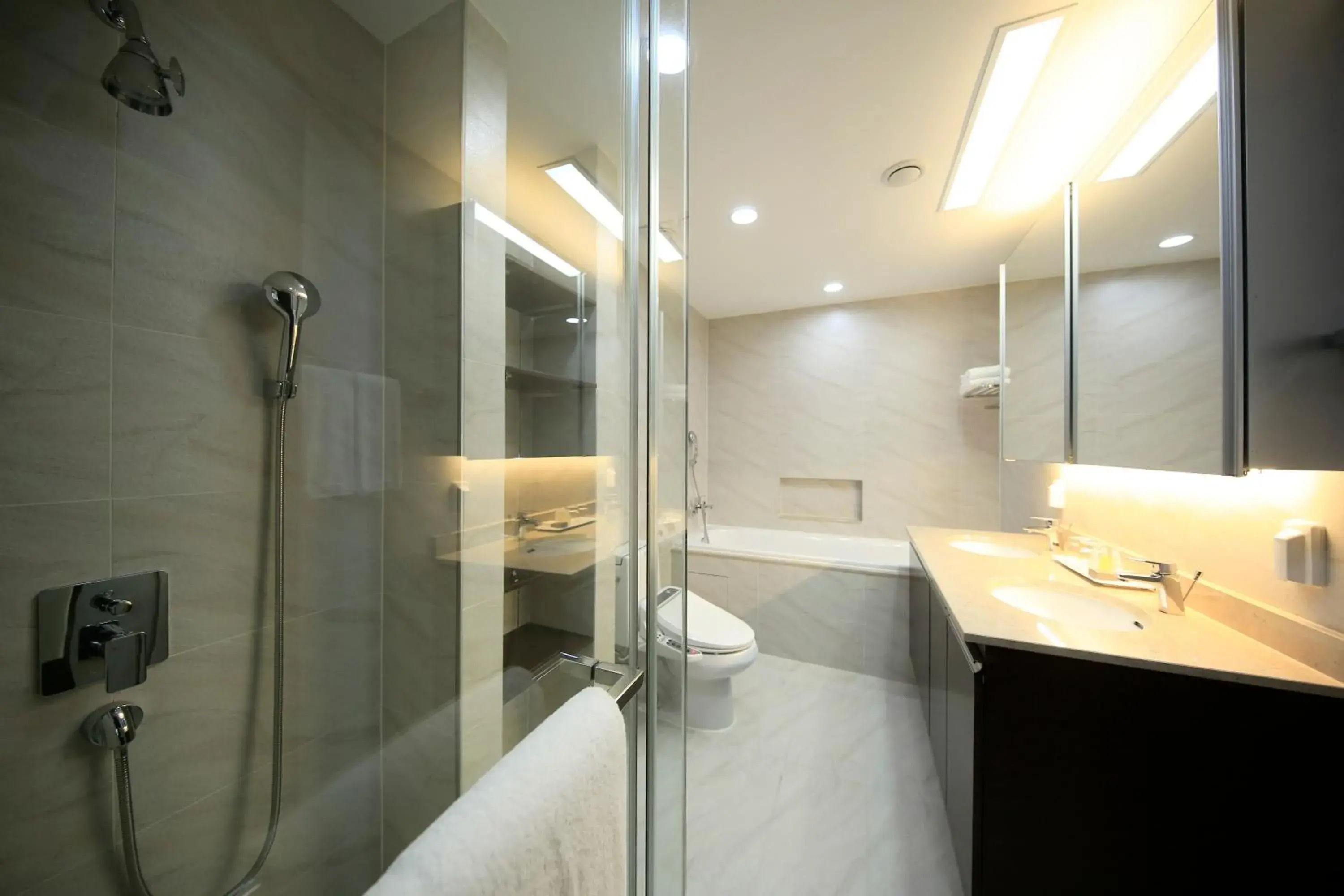 Bathroom in Orakai Insadong Suites