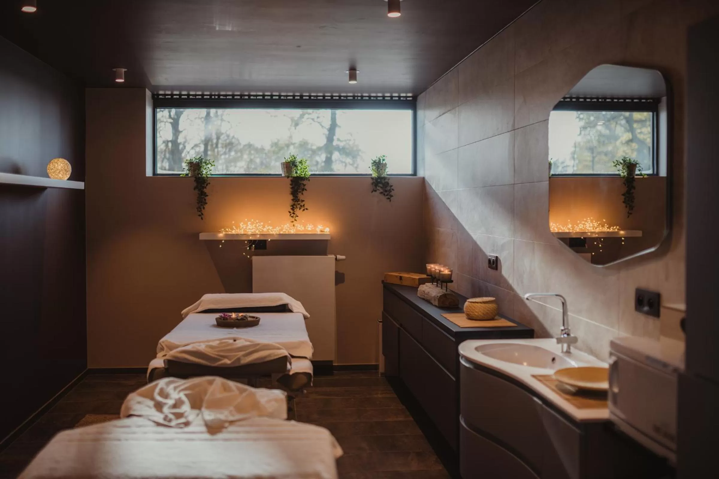 Massage in Golden Lakes Hotel