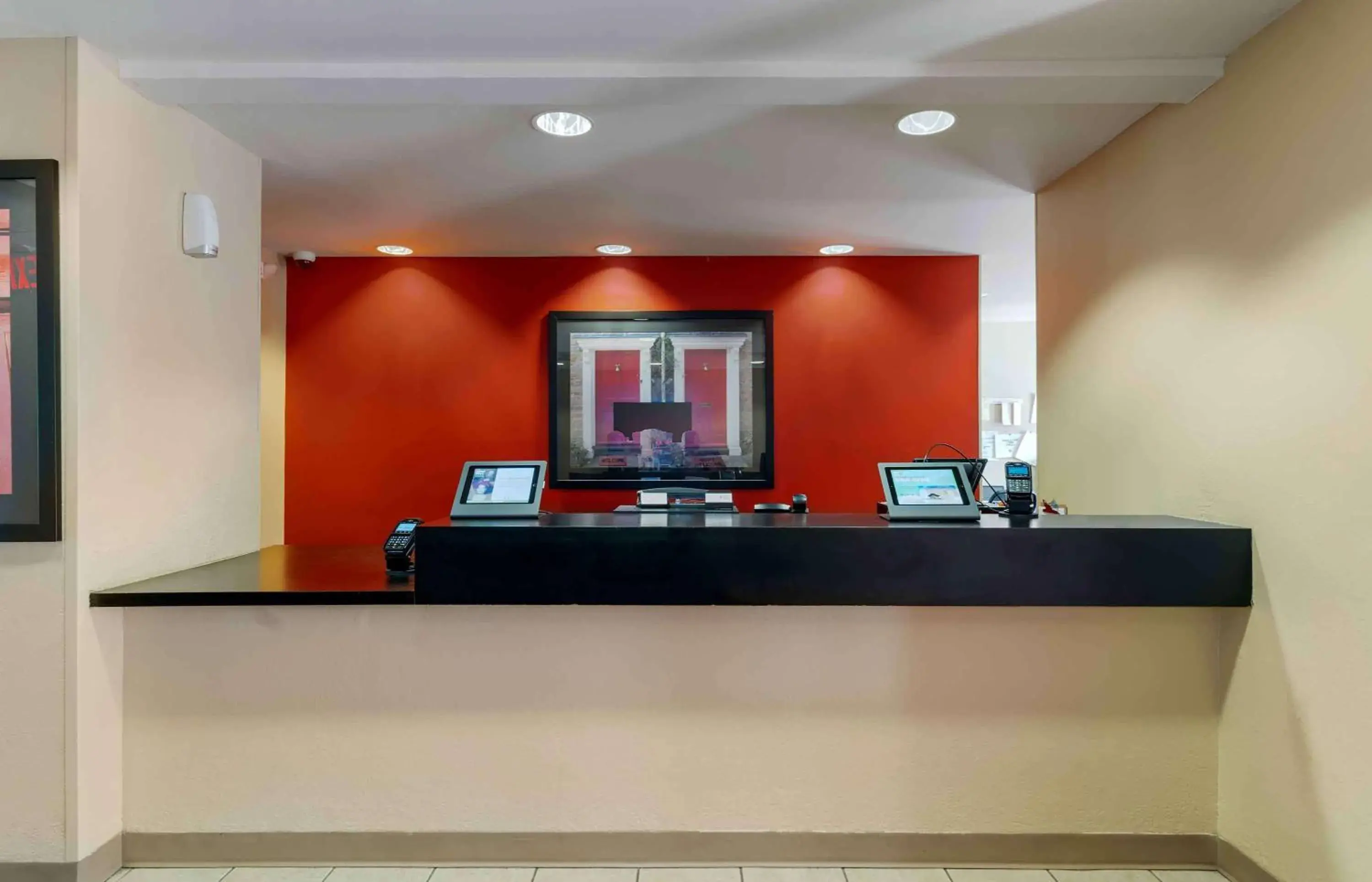 Lobby or reception, Lobby/Reception in Extended Stay America Suites - Chicago - Gurnee