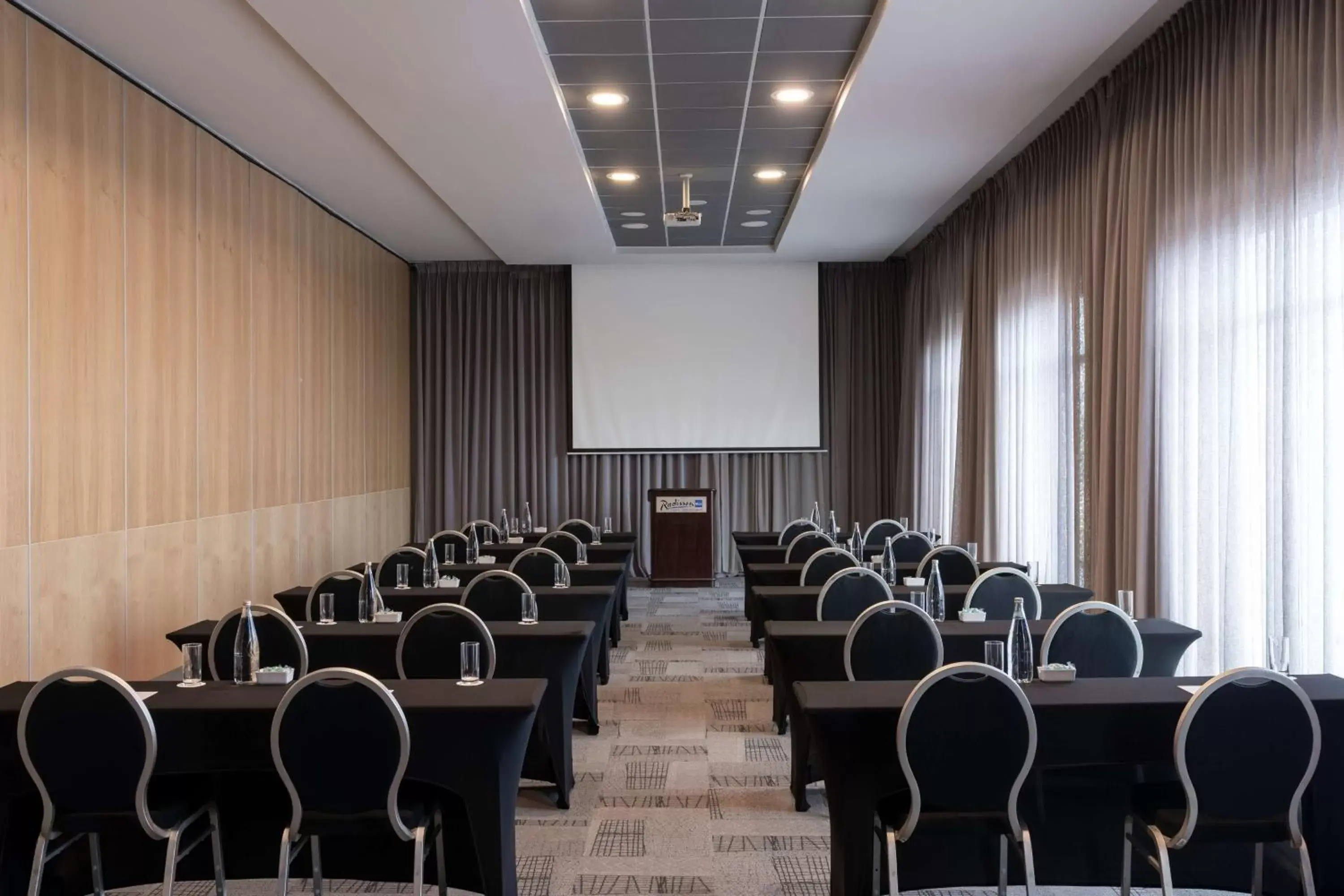 Meeting/conference room in Radisson Blu Hotel, Port Elizabeth