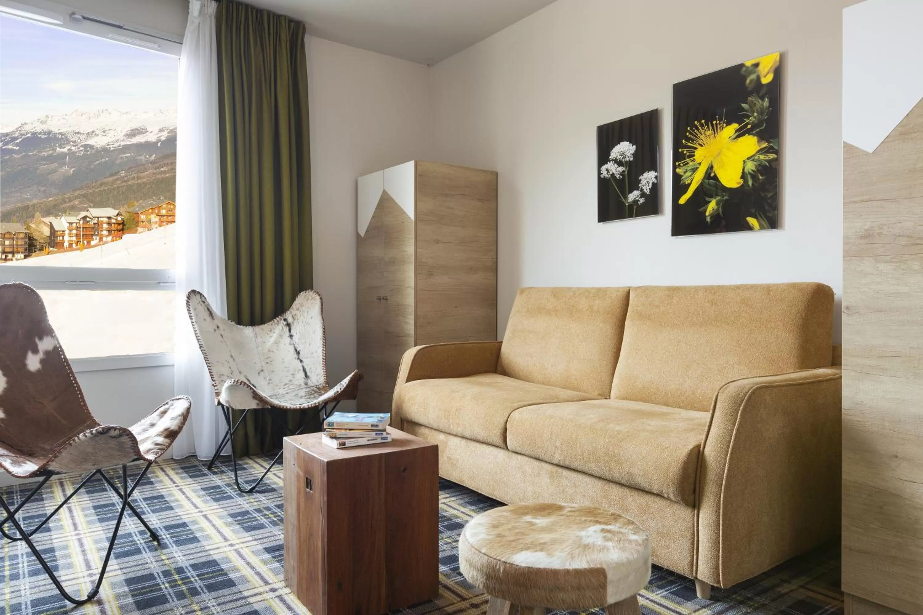 Bedroom in SOWELL Family La Lauzière